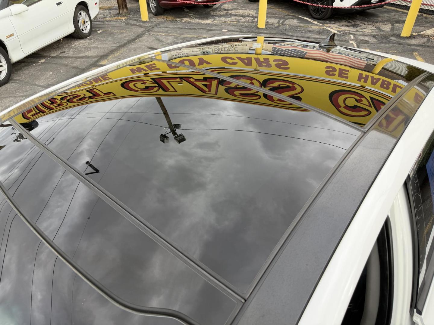 2011 Super White /Tan Kia Optima EX (KNAGN4A75B5) with an 2.4L L4 DOHC 16V engine, 6-Speed Automatic transmission, located at 801 South State Street, Salt Lake City, UT, 84111, (801) 328-0098, 40.751953, -111.888206 - Clean title! No accidents on Carfax! Carfax shows regular service was performed and maintained with the previous owners! Approved for an extended warranty that can be purchased. This vehicle has passed all inspections and qualifies for an extended warranty package. Features: A/C Seat(s), ABS Brake - Photo#20