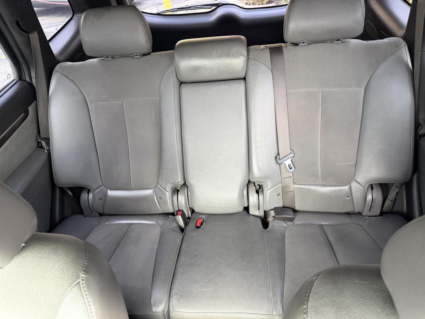 2011 Silver Sky Metallic /Gray Hyundai Santa Fe SE 3.5 FWD (5XYZH4AGXBG) with an 3.5L V6 DOHC 24V engine, 6-Speed Automatic transmission, located at 801 South State Street, Salt Lake City, UT, 84111, (801) 328-0098, 40.751953, -111.888206 - Clean title! 1 Owner hard to find! Immaculate condition inside and out. Has passed all inspections and approved for up to a 5 year extended warranty that covers motor, transmission and powertrain protection for up to 5 years can be added on at time of sale. Features: ABS Brakes, Air Conditioning, - Photo#15