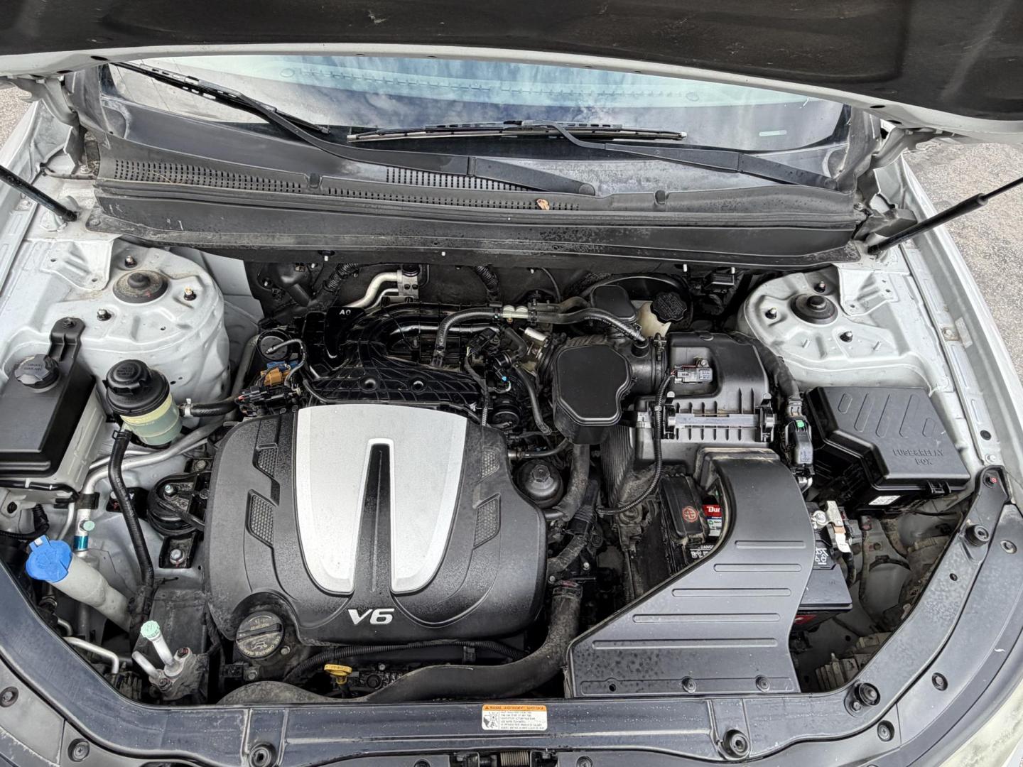 2011 Silver Sky Metallic /Gray Hyundai Santa Fe SE 3.5 FWD (5XYZH4AGXBG) with an 3.5L V6 DOHC 24V engine, 6-Speed Automatic transmission, located at 801 South State Street, Salt Lake City, UT, 84111, (801) 328-0098, 40.751953, -111.888206 - Clean title! 1 Owner hard to find! Immaculate condition inside and out. Has passed all inspections and approved for up to a 5 year extended warranty that covers motor, transmission and powertrain protection for up to 5 years can be added on at time of sale. Features: ABS Brakes, Air Conditioning, - Photo#22