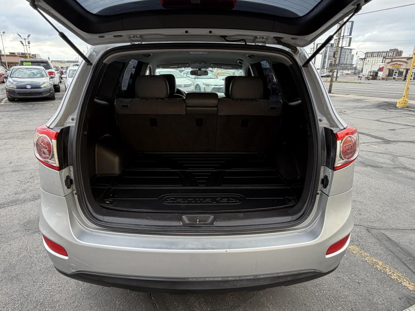 2011 Silver Sky Metallic /Gray Hyundai Santa Fe SE 3.5 FWD (5XYZH4AGXBG) with an 3.5L V6 DOHC 24V engine, 6-Speed Automatic transmission, located at 801 South State Street, Salt Lake City, UT, 84111, (801) 328-0098, 40.751953, -111.888206 - Clean title! 1 Owner hard to find! Immaculate condition inside and out. Has passed all inspections and approved for up to a 5 year extended warranty that covers motor, transmission and powertrain protection for up to 5 years can be added on at time of sale. Features: ABS Brakes, Air Conditioning, - Photo#23