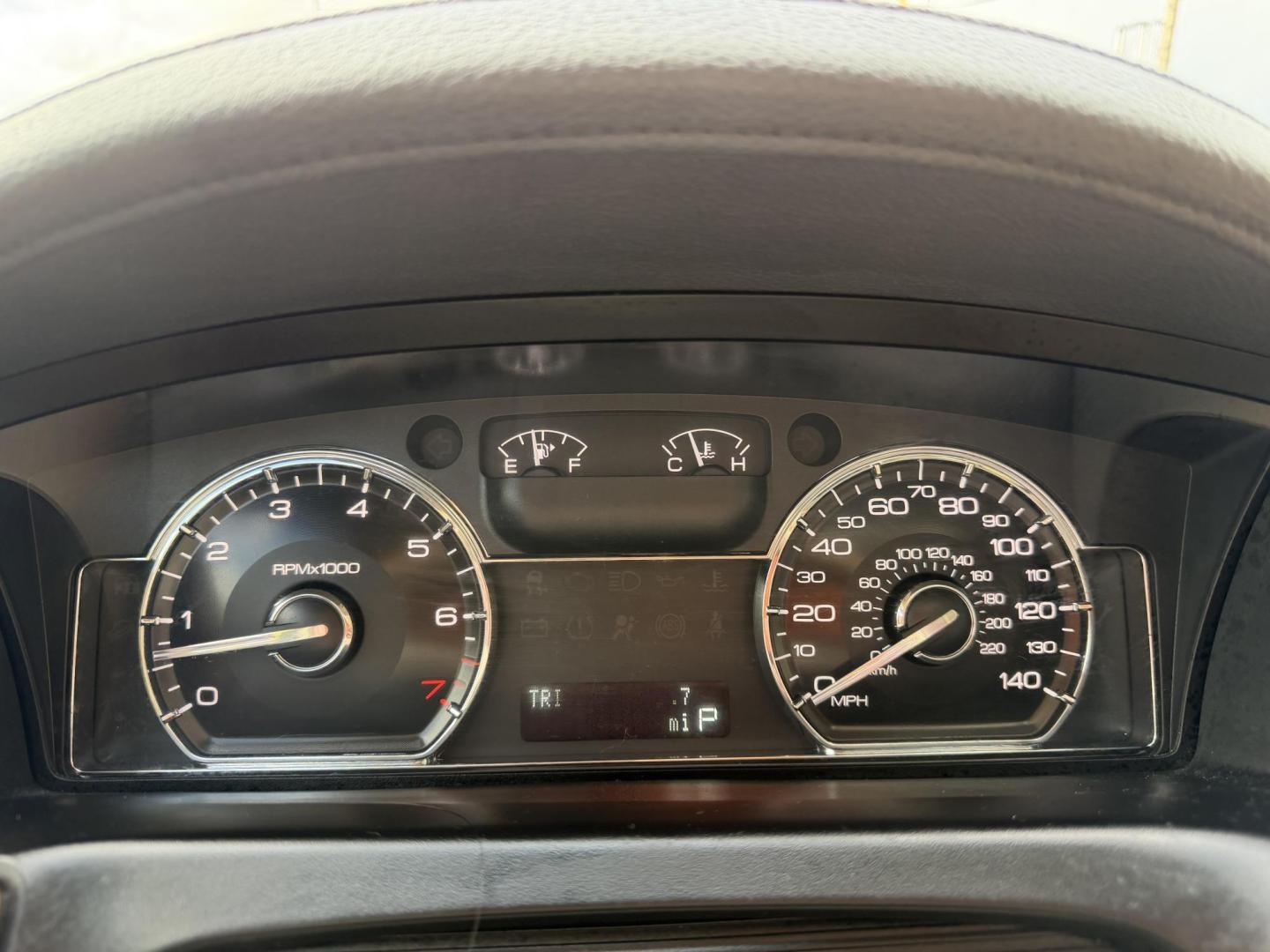 2009 Super White /Tan Lincoln MKS FWD (1LNHM93RX9G) with an 3.7L V6 DOHC 24V engine, 6-Speed Automatic Overdrive transmission, located at 801 South State Street, Salt Lake City, UT, 84111, (801) 328-0098, 40.751953, -111.888206 - Clean title! No accidents on the Carfax history report. Carfax shows regular maintenance and service has been performed. Approved for up to a 5 year extended warranty that can be purchased in addition to the vehicle. Has passed all vehicle inspections and approved for up an extended warranty plan th - Photo#20