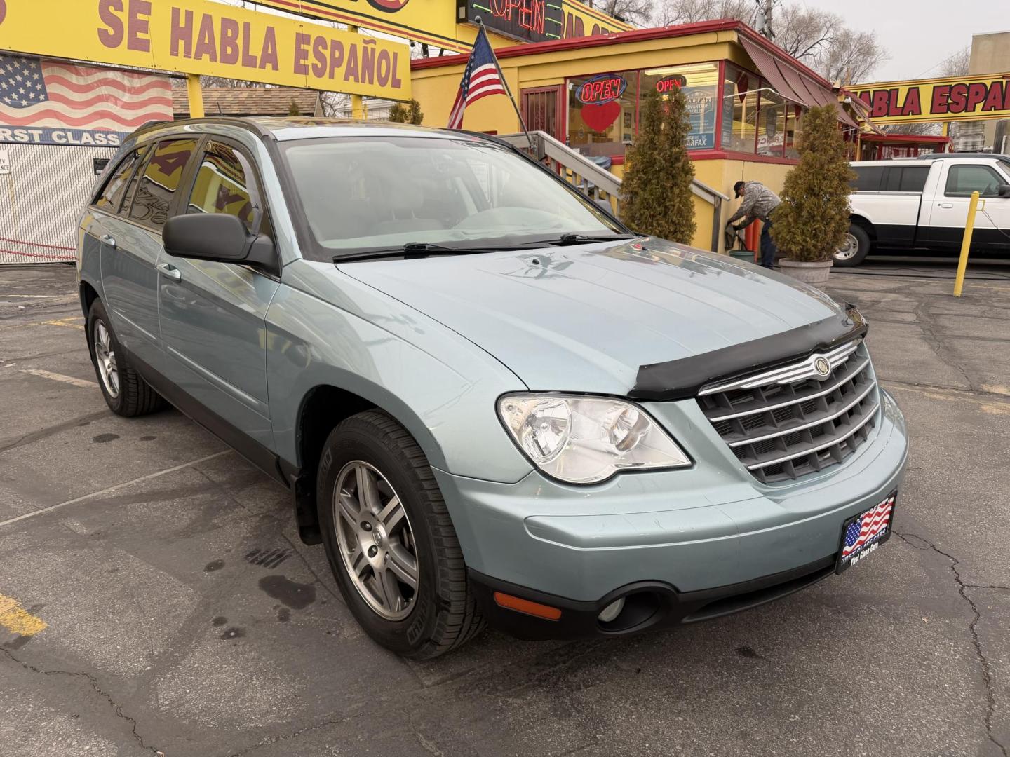 2008 French Blue Metallic /Tan Chrysler Pacifica Touring AWD (2A8GF68X78R) with an 4.0L V6 SOHC 24V engine, 6-Speed Automatic Overdrive transmission, located at 801 South State Street, Salt Lake City, UT, 84111, (801) 328-0098, 40.751953, -111.888206 - Excellent condition inside and out! Clean title! Must see affordable all wheel drive SUV in excellent condition inside and out! Loaded with lots of extras! Features: 4WD/AWD, ABS Brakes, Air Conditioning, Alloy Wheels, AM/FM Stereo, Automatic Transmission, Auxiliary Audio Input, CD Audio, Cruise C - Photo#3