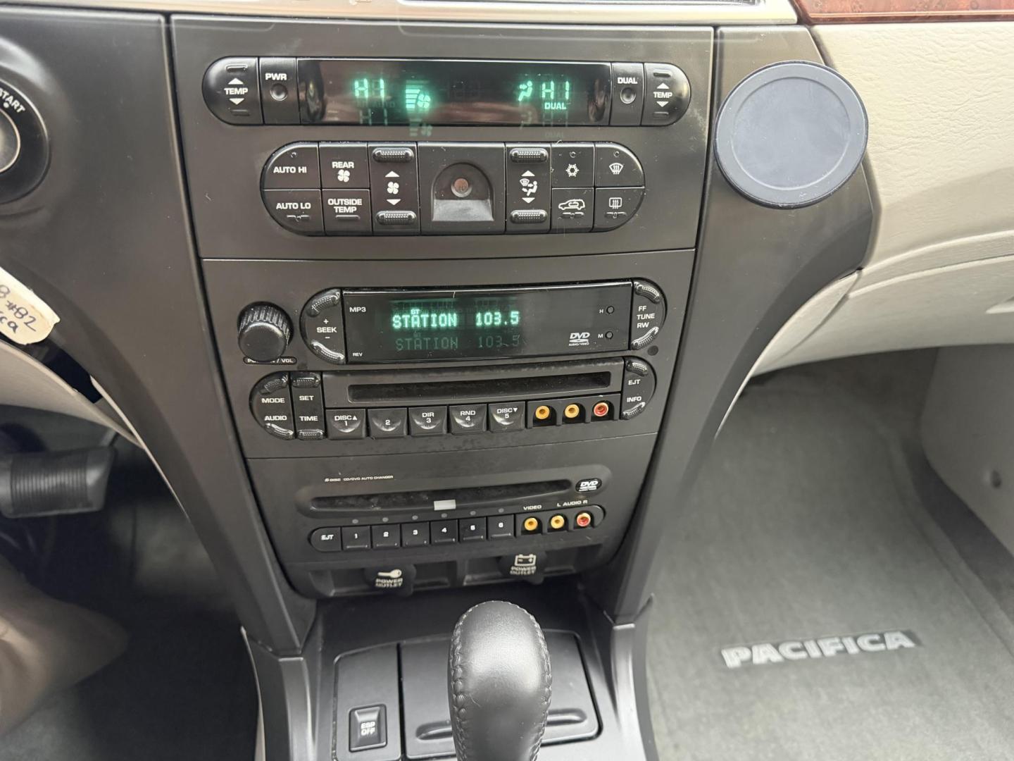 2008 French Blue Metallic /Tan Chrysler Pacifica Touring AWD (2A8GF68X78R) with an 4.0L V6 SOHC 24V engine, 6-Speed Automatic Overdrive transmission, located at 801 South State Street, Salt Lake City, UT, 84111, (801) 328-0098, 40.751953, -111.888206 - Excellent condition inside and out! Clean title! Must see affordable all wheel drive SUV in excellent condition inside and out! Loaded with lots of extras! Features: 4WD/AWD, ABS Brakes, Air Conditioning, Alloy Wheels, AM/FM Stereo, Automatic Transmission, Auxiliary Audio Input, CD Audio, Cruise C - Photo#17