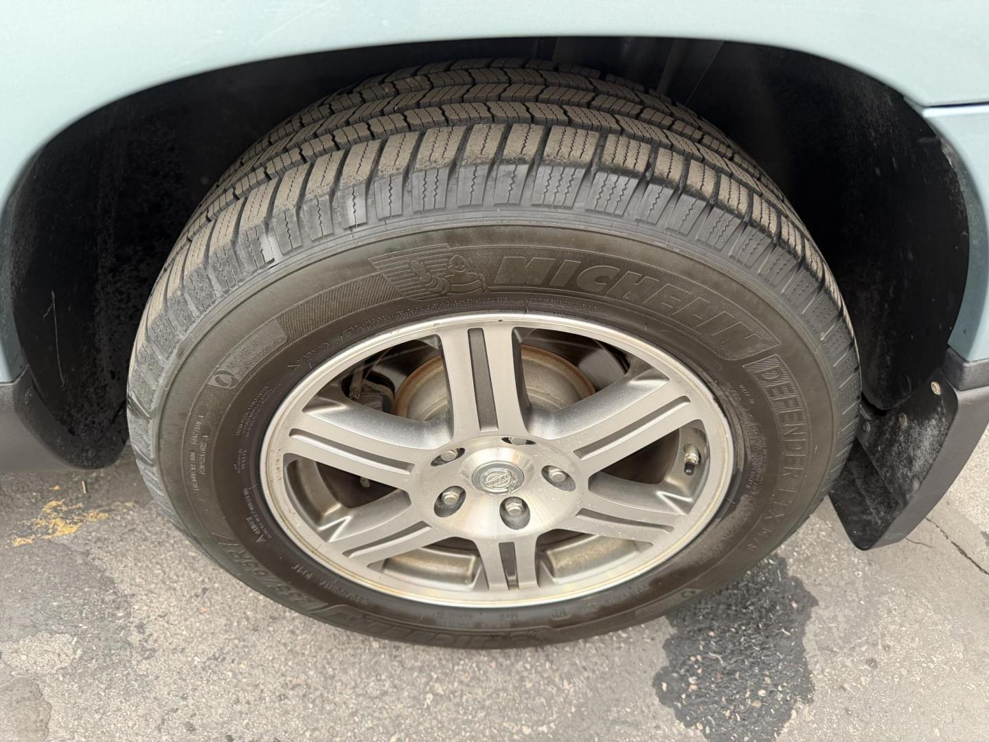 2008 French Blue Metallic /Tan Chrysler Pacifica Touring AWD (2A8GF68X78R) with an 4.0L V6 SOHC 24V engine, 6-Speed Automatic Overdrive transmission, located at 801 South State Street, Salt Lake City, UT, 84111, (801) 328-0098, 40.751953, -111.888206 - Excellent condition inside and out! Clean title! Must see affordable all wheel drive SUV in excellent condition inside and out! Loaded with lots of extras! Features: 4WD/AWD, ABS Brakes, Air Conditioning, Alloy Wheels, AM/FM Stereo, Automatic Transmission, Auxiliary Audio Input, CD Audio, Cruise C - Photo#22