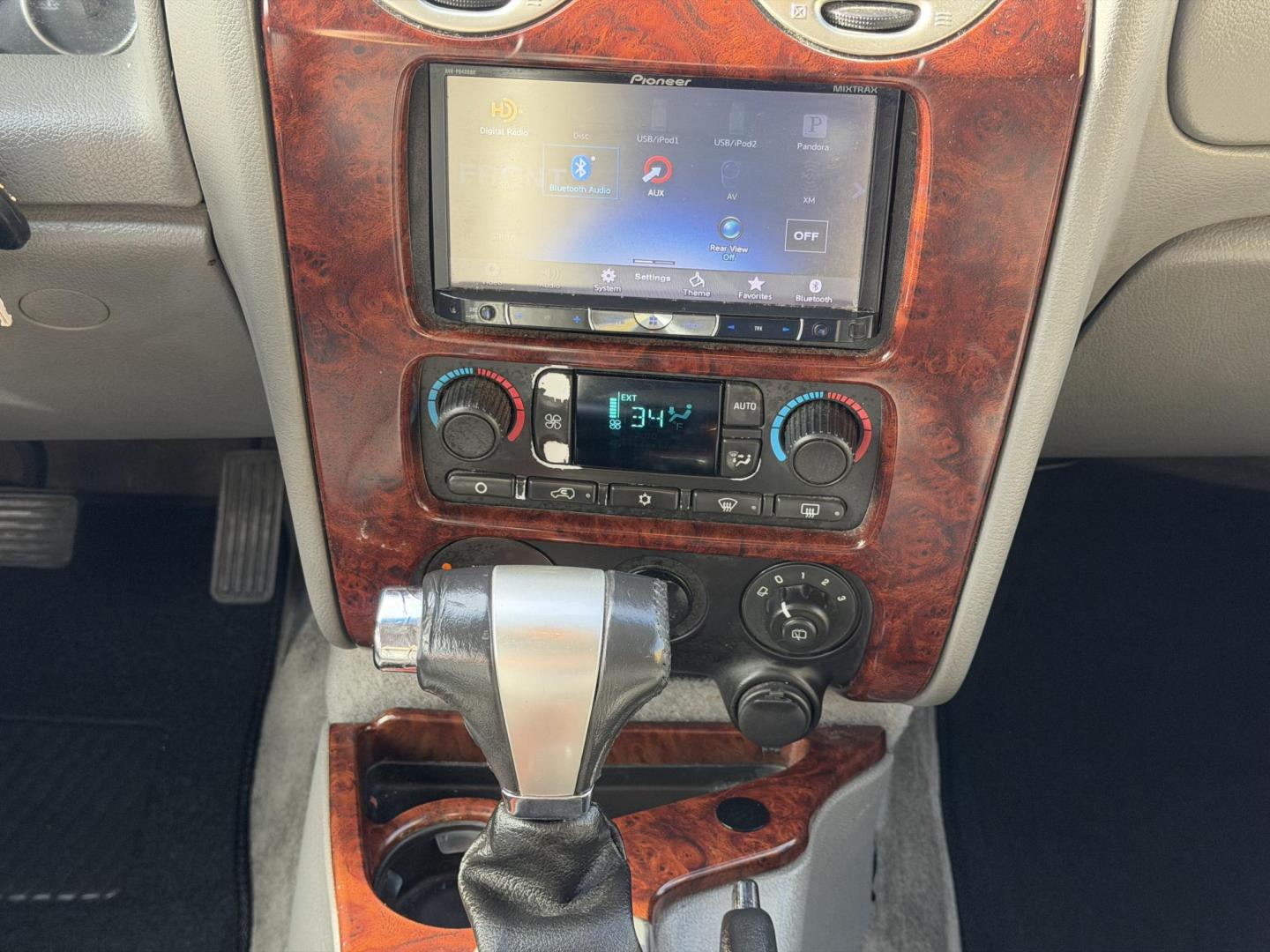 2006 Silver Sky Metallic /Gray GMC Envoy SLE 4WD (1GKDT13S762) with an 4.2L L6 DOHC 24V engine, 4-Speed Automatic Overdrive transmission, located at 801 South State Street, Salt Lake City, UT, 84111, (801) 328-0098, 40.751953, -111.888206 - Clean Title!!! 4x4 SUV Great in the snow and all around year! Good tires. Great shape this is an affordable suv that has been maintained and cared for. Passed all mechanical inspections and approved for up to a 5 year warranty that can be added onto the vehicle price. Features: 4x4, Leather seats, - Photo#15