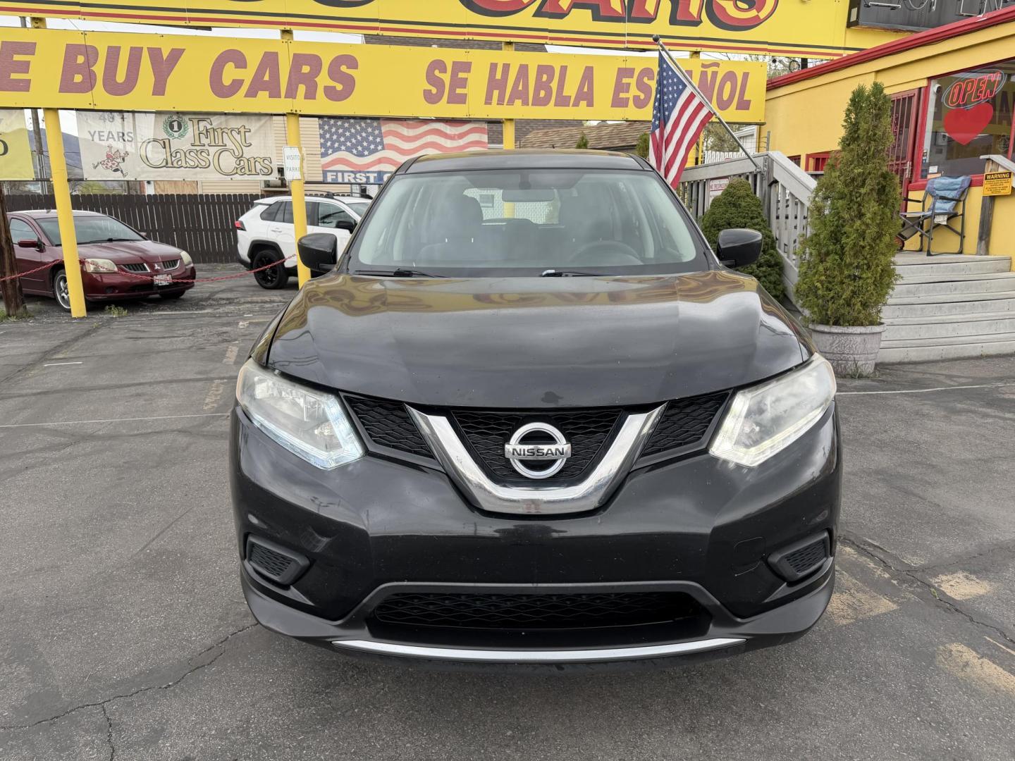 2016 Black /Black Nissan Rogue SV AWD (KNMAT2MV2GP) with an 2.5L L4 DOHC 16V engine, CVT transmission, located at 801 South State Street, Salt Lake City, UT, 84111, (801) 328-0098, 40.751953, -111.888206 - Clean Title!!! Only 2 reported owners on the Carfax history report! Must see in great shape for the year, make and miles. Passed all inspections certifications and has been approved for up to a 5 year bumper to bumper warranty through Protective that give you peace of mind and covered in all 50 stat - Photo#4