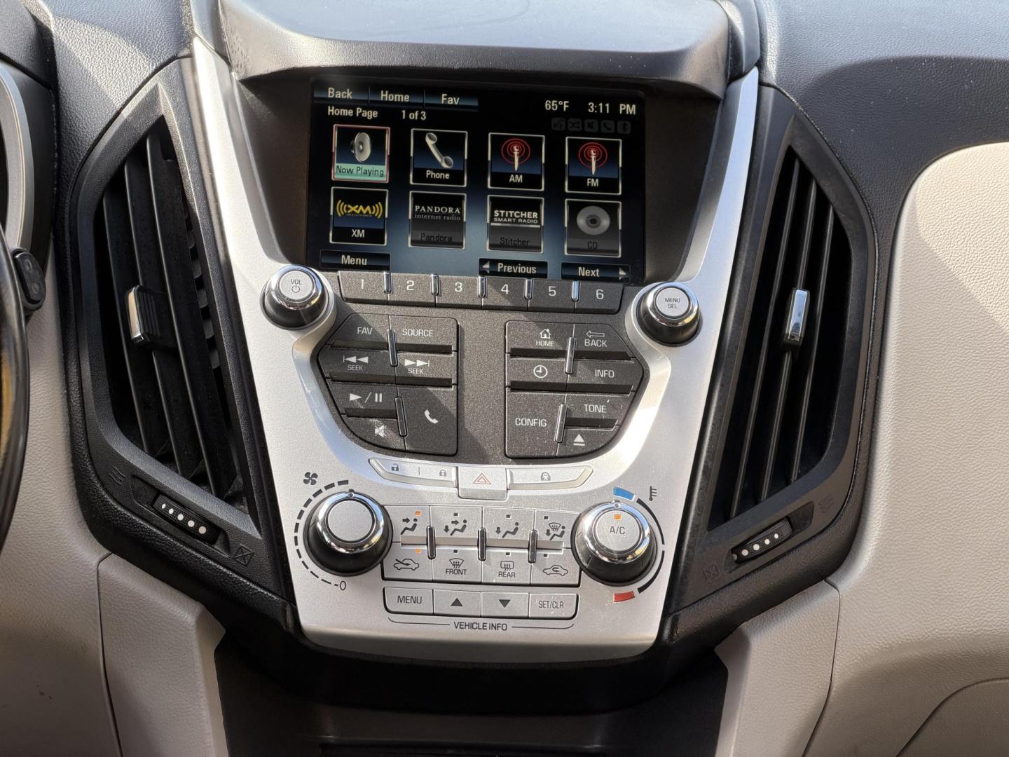 2015 Rallye Red /Black Chevrolet Equinox 1LT 2WD (2GNALBEKXF1) with an 2.4L L4 DOHC 16V FFV engine, 6-Speed Automatic transmission, located at 801 South State Street, Salt Lake City, UT, 84111, (801) 328-0098, 40.751953, -111.888206 - Clean title! No accidents on the Carfax! Clean Carfax history report. Great condition inside and out this is a must see. Approved for up to a 5 year warranty that can be purchased. Passed all inspections already and ready to go! Features: ABS Brakes, Air Conditioning, Alloy Wheels, AM/FM Stereo, A - Photo#19