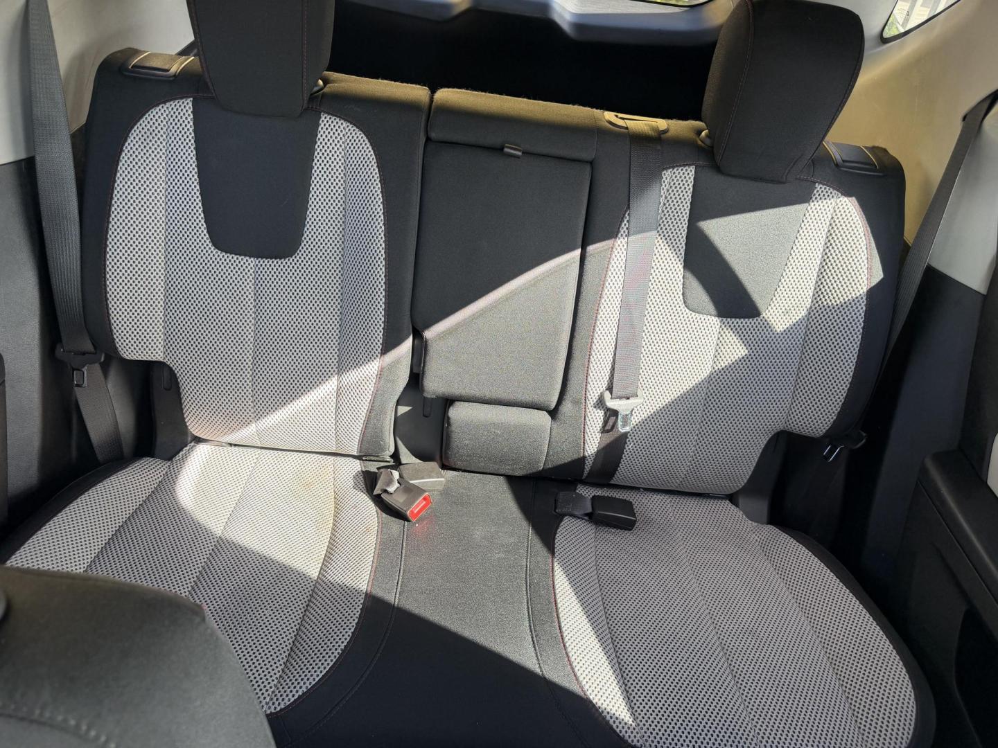 2015 Rallye Red /Black Chevrolet Equinox 1LT 2WD (2GNALBEKXF1) with an 2.4L L4 DOHC 16V FFV engine, 6-Speed Automatic transmission, located at 801 South State Street, Salt Lake City, UT, 84111, (801) 328-0098, 40.751953, -111.888206 - Clean title! No accidents on the Carfax! Clean Carfax history report. Great condition inside and out this is a must see. Approved for up to a 5 year warranty that can be purchased. Passed all inspections already and ready to go! Features: ABS Brakes, Air Conditioning, Alloy Wheels, AM/FM Stereo, A - Photo#32