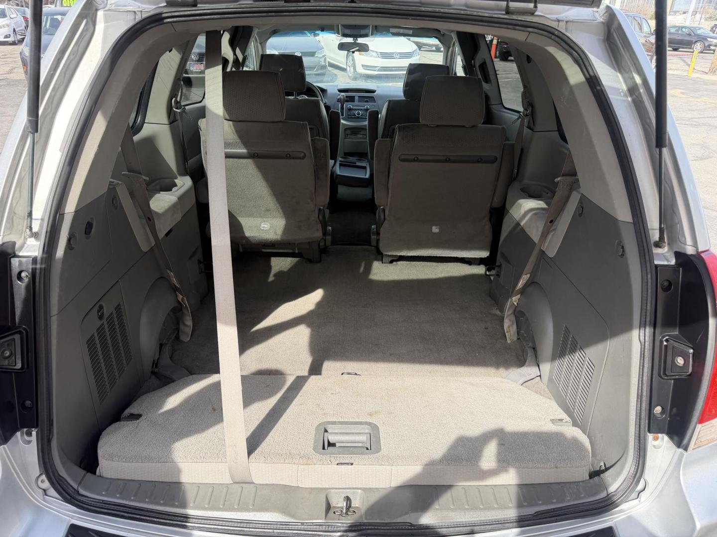 2008 Silver Sky Metallic /Gray Nissan Quest 3.5 (5N1BV28UX8N) with an 3.5L V6 DOHC 24V engine, 5-Speed Automatic transmission, located at 801 South State Street, Salt Lake City, UT, 84111, (801) 328-0098, 40.751953, -111.888206 - Clean title! Affordable family van! Low miles for the year only 138,893 miles that is really low for a 2008. Approved for up to a 5 year extended warranty plan that can be added onto the vehicle. Features: ABS Brakes, Air Conditioning, AM/FM Stereo, Automatic Transmission, Auxiliary Audio Input, C - Photo#28