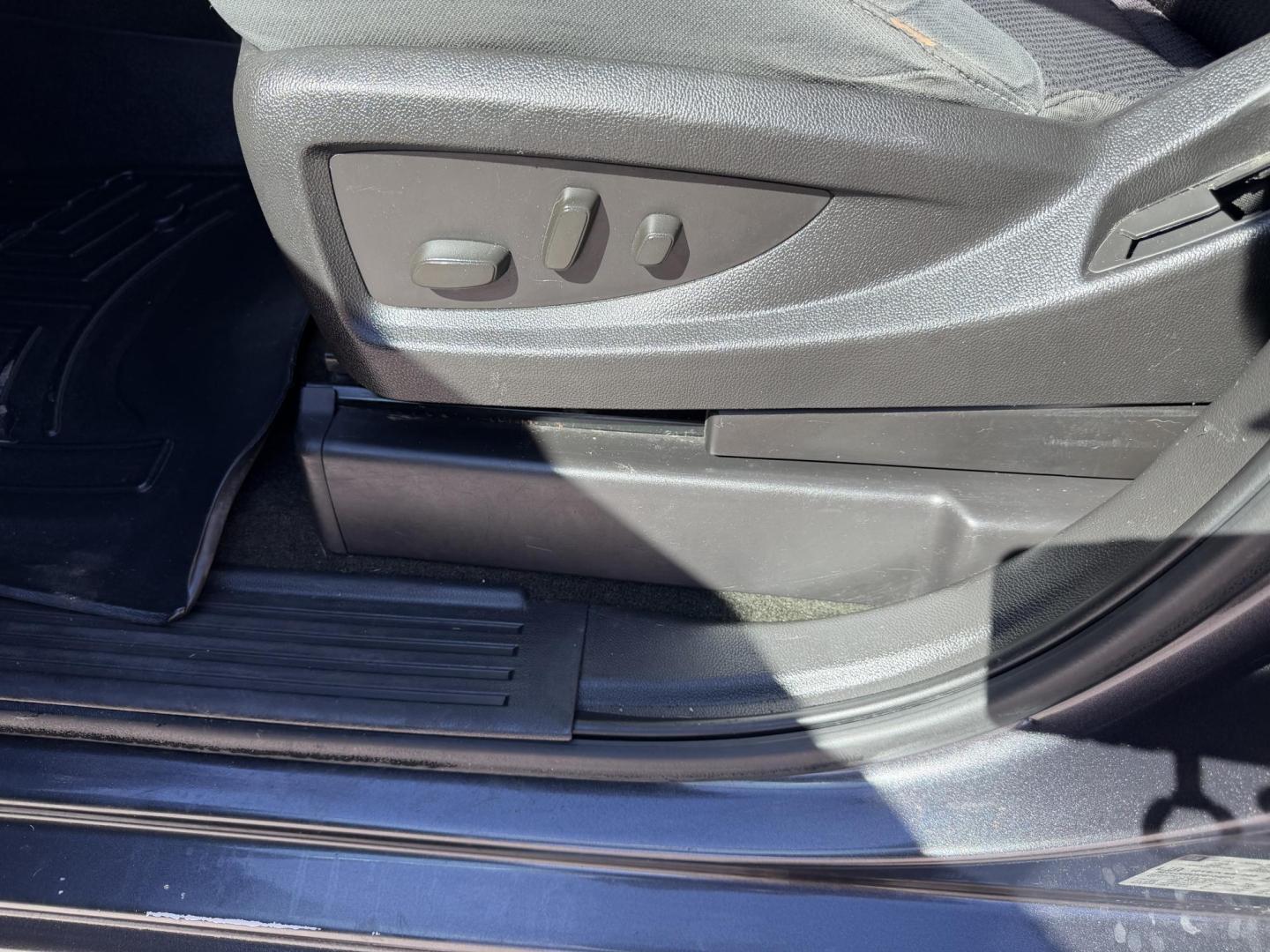 2015 Black /Black GMC Sierra 1500 SLE Crew Cab Short Box 4WD (3GTU2UEC5FG) with an 5.3L V8 OHV 16V engine, 6-Speed Automatic transmission, located at 801 South State Street, Salt Lake City, UT, 84111, (801) 328-0098, 40.751953, -111.888206 - 2015 GMC Sierra 1500 SLE 4x4 – Clean Title – Immaculate Condition Ready to go today! This truck is CLEAN inside & out and drives like a dream. Well maintained, fully inspected, and built to handle Utah roads year-round.Clean Title, Passed Mechanical Inspection, Eligible for Up to 5-Year / 50,00 - Photo#22