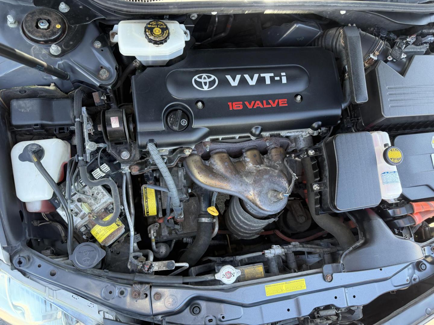 2007 Mineral Gray Metallic Toyota Camry Hybrid Sedan (4T1BB46K47U) with an 2.4L L4 DOHC 16V HYBRID engine, CVT transmission, located at 801 South State Street, Salt Lake City, UT, 84111, (801) 328-0098, 40.751953, -111.888206 - Clean title 2007 Toyota Camry Hybrid! Perfect Gas saver estimated 36–40 MPG City and highway around 34–38 MPG average is around 37 MPG!!! Only 2 previous owners on the Carfax. Really low miles for the year only 103,291 is really low for a 2007. This vehicle has been meticulously cared for and m - Photo#22