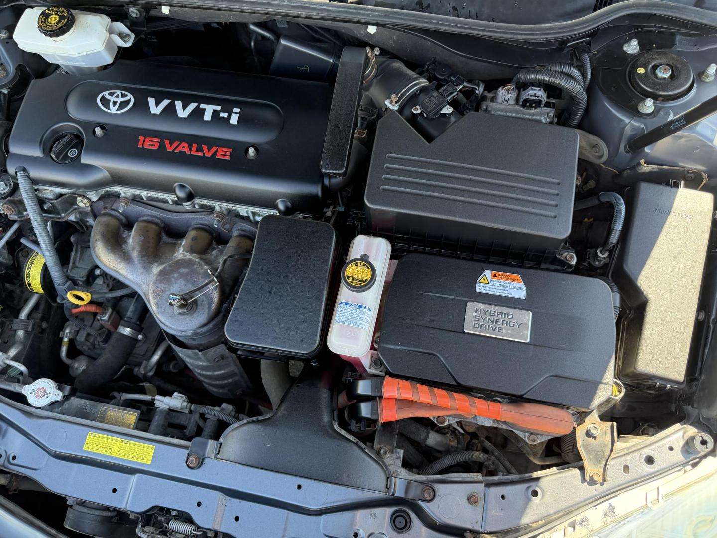 2007 Mineral Gray Metallic Toyota Camry Hybrid Sedan (4T1BB46K47U) with an 2.4L L4 DOHC 16V HYBRID engine, CVT transmission, located at 801 South State Street, Salt Lake City, UT, 84111, (801) 328-0098, 40.751953, -111.888206 - Clean title 2007 Toyota Camry Hybrid! Perfect Gas saver estimated 36–40 MPG City and highway around 34–38 MPG average is around 37 MPG!!! Only 2 previous owners on the Carfax. Really low miles for the year only 103,291 is really low for a 2007. This vehicle has been meticulously cared for and m - Photo#21