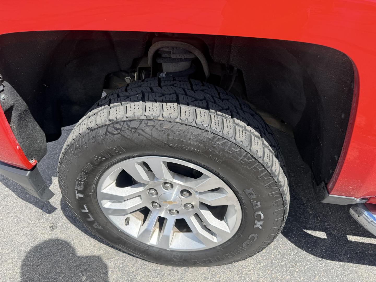 2016 Rallye Red /Black Chevrolet Silverado 1500 LT Crew Cab 4WD (3GCUKREC3GG) with an 5.3L V8 OHV 16V engine, 6A transmission, located at 801 South State Street, Salt Lake City, UT, 84111, (801) 328-0098, 40.751953, -111.888206 - Wow this one is Super Clean Carfax certified 1-owner. It is immaculate inside and out not a scratch on it. Excellent condition. This is a perfect truck for anyone looking for a clean affordable price range for a Silverado with the Offroad Z71 package. This truck has been checked out by a certified m - Photo#16