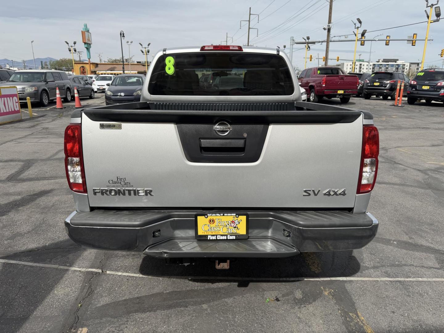 2013 Sunlight Silver Metallic /Gray Nissan Frontier SL Crew Cab 4WD (1N6AD0EV9DN) with an 4.0L V6 DOHC 24V engine, 5-Speed Automatic transmission, located at 801 South State Street, Salt Lake City, UT, 84111, (801) 328-0098, 40.751953, -111.888206 - Clean title! Carfax 2 owners only. Hard to find clean truck in excellent condition!!! Must see comes in 4x4 and showing regular service and maintenance was done on the Carfax! Approved for up to a 5 year warranty that can be purchased that covers bumper to bumper powertrain protection. Features: 4 - Photo#9
