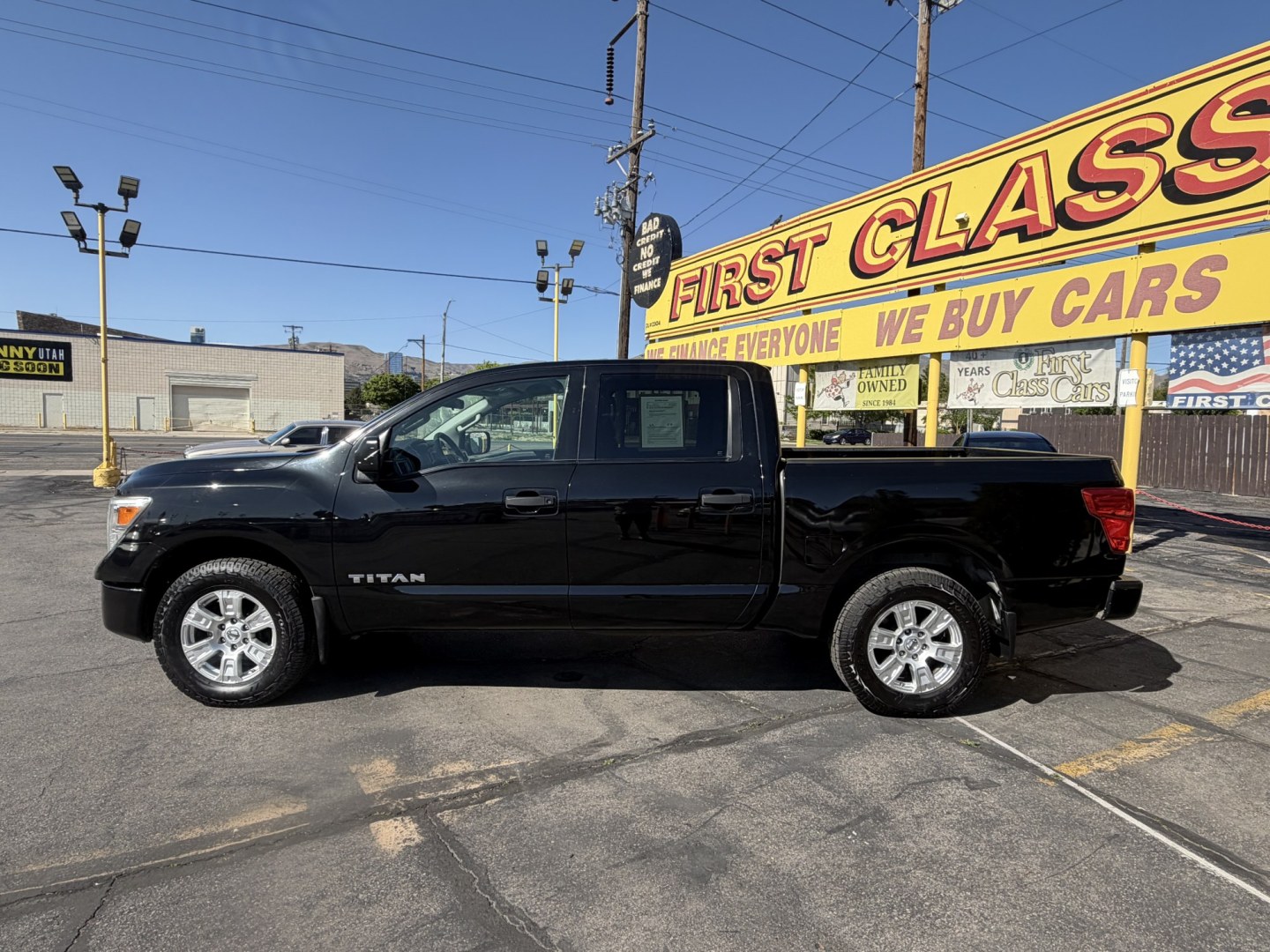 2017 Black /Black Nissan Titan S Crew Cab 4WD (1N6AA1EJ4HN) with an 5.6L V8 DOHC 32V engine, 6A transmission, located at 801 South State Street, Salt Lake City, UT, 84111, (801) 328-0098, 40.751953, -111.888206 - Clean title! Only 2 previous owners reported on the Carfax history report! This is a must see for anyone looking for a nice truck! Approved for up to a 5 year extended warranty! Come in today or call 801-328-0098 to schedule an appointment to take a look at it! Features: 4WD/AWD, ABS Brakes, Air C - Photo#16