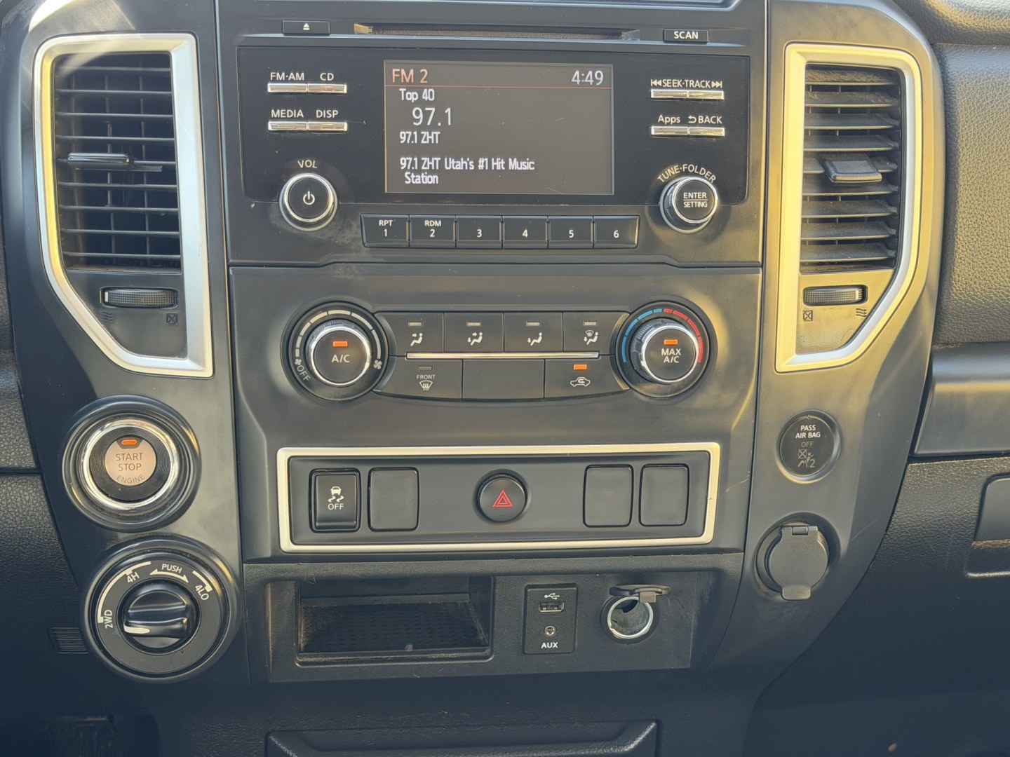 2017 Black /Black Nissan Titan S Crew Cab 4WD (1N6AA1EJ4HN) with an 5.6L V8 DOHC 32V engine, 6A transmission, located at 801 South State Street, Salt Lake City, UT, 84111, (801) 328-0098, 40.751953, -111.888206 - Clean title! Only 2 previous owners reported on the Carfax history report! This is a must see for anyone looking for a nice truck! Approved for up to a 5 year extended warranty! Come in today or call 801-328-0098 to schedule an appointment to take a look at it! Features: 4WD/AWD, ABS Brakes, Air C - Photo#22