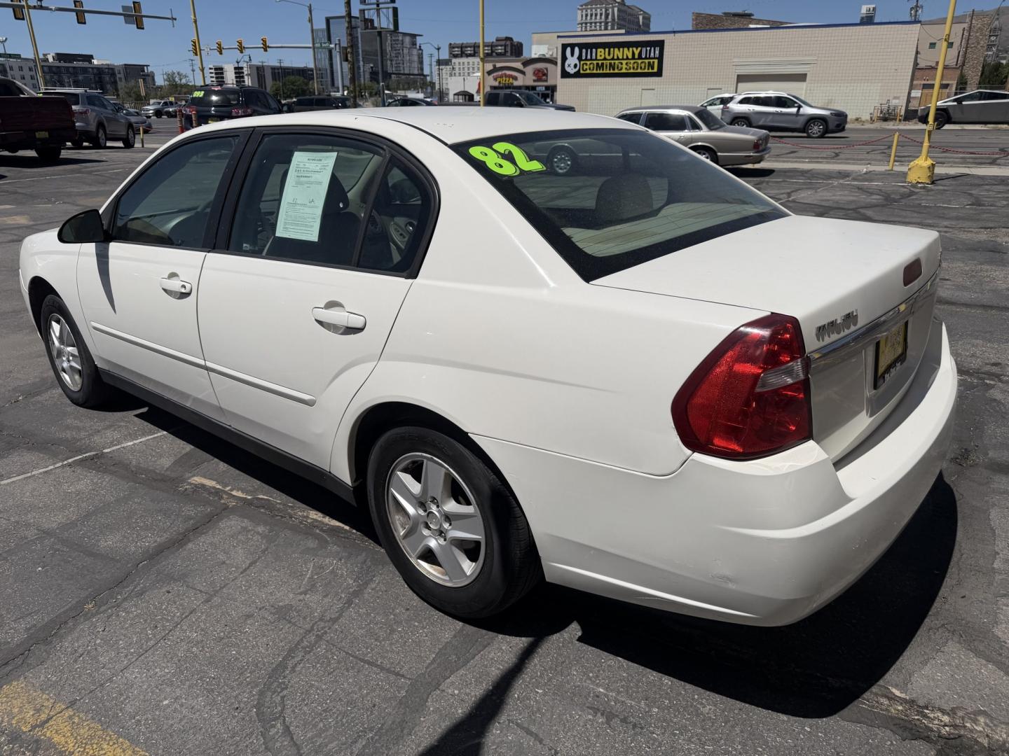 2004 Super White /Tan Chevrolet Malibu LS (1G1ZT528X4F) with an 3.5L V6 OHV 12V engine, 4-Speed Automatic Overdrive transmission, located at 801 South State Street, Salt Lake City, UT, 84111, (801) 328-0098, 40.751953, -111.888206 - Clean title! No reported accidents on Carfax history report! Approved for up to a 5 year warranty that can be added at time of purchase! Passed all inspections and ready for sale! Good reliable affordable transportation to go from point a to point b! Features: ABS Brakes, Air Conditioning, Alloy W - Photo#11