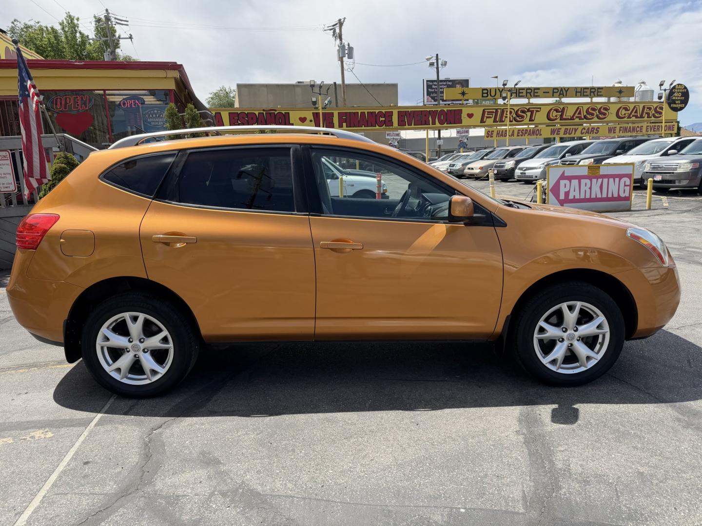 2008 Copper /Tan Nissan Rogue S (JN8AS58T68W) with an 2.5L L4 DOHC 16V engine, CVT transmission, located at 801 South State Street, Salt Lake City, UT, 84111, (801) 328-0098, 40.751953, -111.888206 - Wow LOW MILES!!! Clean title! approved for up to a 5 year warranty that can be purchase! Carfax shows regular service and maintenance was performed! Must see affordable transportation hard find. Features: ABS Brakes, Air Conditioning, Alloy Wheels, AM/FM Stereo, Automatic Transmission, Auxiliary A - Photo#3