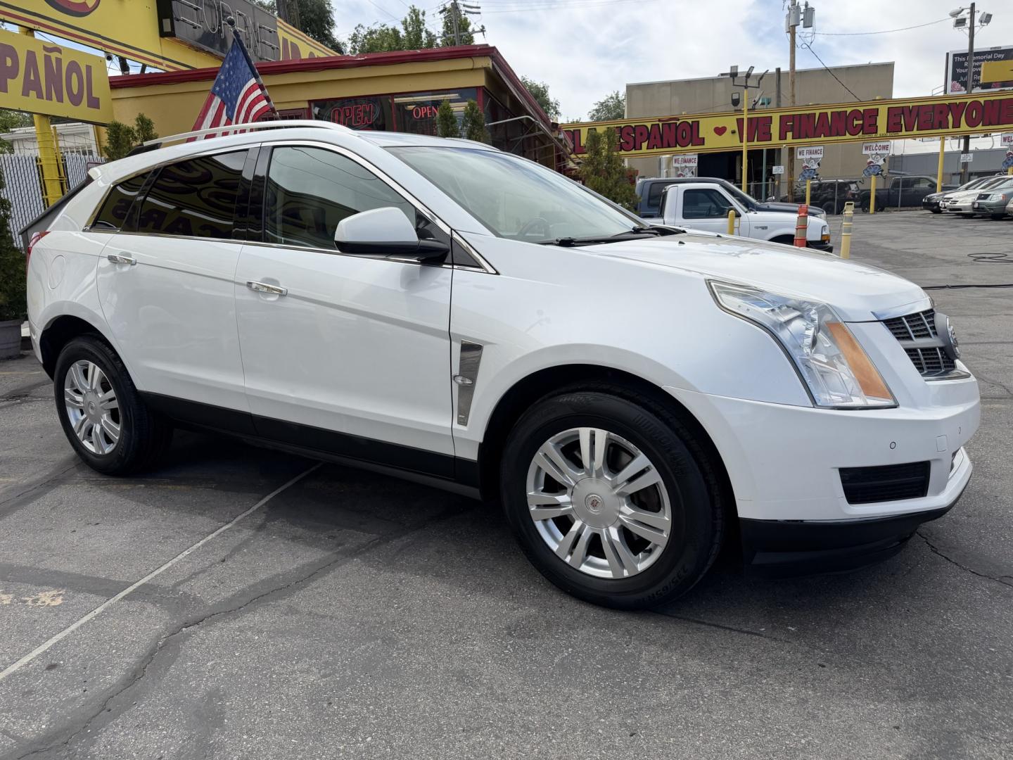 2012 Artic White /Tan Cadillac SRX Luxury (3GYFNAE37CS) with an 3.6L V6 DOHC 24V FFV engine, 6-Speed Automatic transmission, located at 801 South State Street, Salt Lake City, UT, 84111, (801) 328-0098, 40.751953, -111.888206 - Clean title! Hard to find! In great shape has passed all inspections and emissions and approved for up to a 5 year warranty that can be added onto the vehicle! Nice Cadillac in excellent condition for the year, make and miles. This is a must see for anyone looking for a clean Cadillac! Call 801-328- - Photo#3