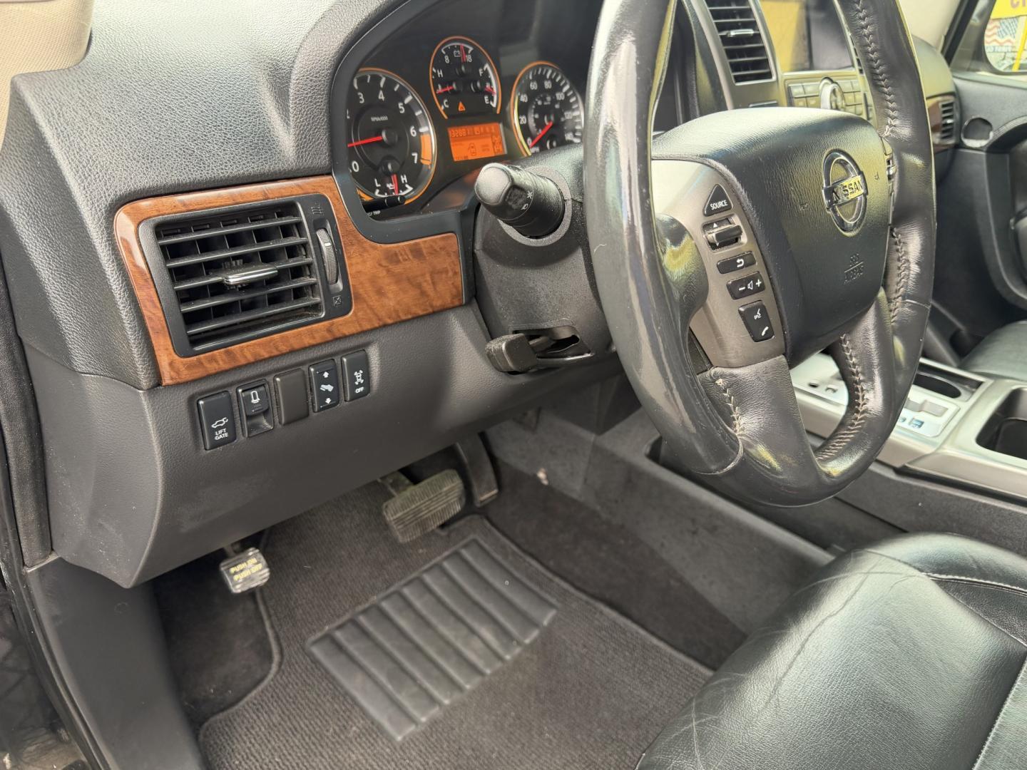 2015 Black /Black Nissan Armada SL 4WD (5N1BA0NC3FN) with an 5.6L V8 DOHC 32V FFV engine, 5-Speed Automatic transmission, located at 801 South State Street, Salt Lake City, UT, 84111, (801) 328-0098, 40.751953, -111.888206 - Immaculate inside and out! Super Clean! Clean Title no accidents! Must see for anyone looking for a clean Armada with 4x4. Approved for up to a 5 year warranty that can be added onto the vehicle at time of sale. Passed all emissions and has been inspected by a certified mechanic and approved for up - Photo#25