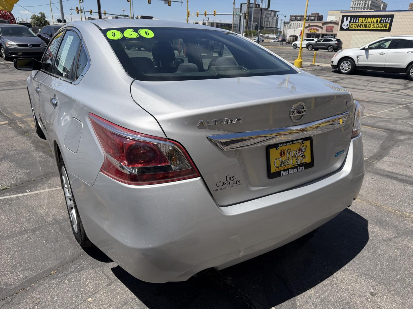 2013 Quick Silver Pearl /Black Nissan Altima 2.5 S (1N4AL3AP2DN) with an 2.5L L4 DOHC 16V engine, Automatic transmission, located at 801 South State Street, Salt Lake City, UT, 84111, (801) 328-0098, 40.751953, -111.888206 - Low Miles! Clean title! Carfax shows regular service was performed and car was cared for! No accidents on Carfax regular oil changes and service was performed. Passed all inspections by a certified mechanic and has been approved for up to a 5 year bumper to bumper warranty that covers major componen - Photo#8