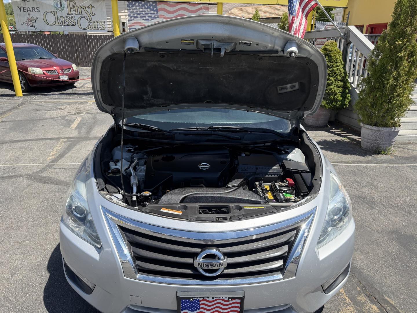 2013 Quick Silver Pearl /Black Nissan Altima 2.5 S (1N4AL3AP2DN) with an 2.5L L4 DOHC 16V engine, Automatic transmission, located at 801 South State Street, Salt Lake City, UT, 84111, (801) 328-0098, 40.751953, -111.888206 - Low Miles! Clean title! Carfax shows regular service was performed and car was cared for! No accidents on Carfax regular oil changes and service was performed. Passed all inspections by a certified mechanic and has been approved for up to a 5 year bumper to bumper warranty that covers major componen - Photo#25