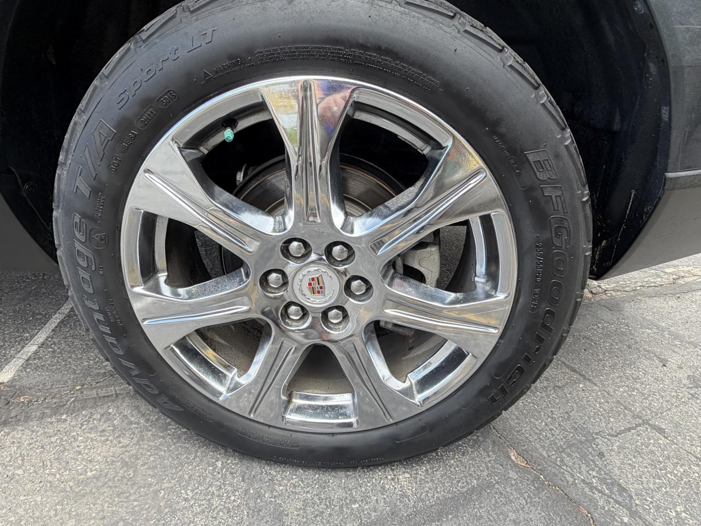 2012 Sterling Gray Metallic /Black Cadillac SRX Premium (3GYFNCE38CS) with an 3.6L V6 DOHC 24V FFV engine, 6-Speed Automatic transmission, located at 801 South State Street, Salt Lake City, UT, 84111, (801) 328-0098, 40.751953, -111.888206 - Clean Title! Clean Carfax! Carfax shows no accidents and regular service was performed and maintained. Beautiful 2012 Cadillac SRX Premium loaded with luxury options and comfort features! Great luxury SUV for commuting, road trips, or winter driving with plenty of space and premium styling. Passed a - Photo#15