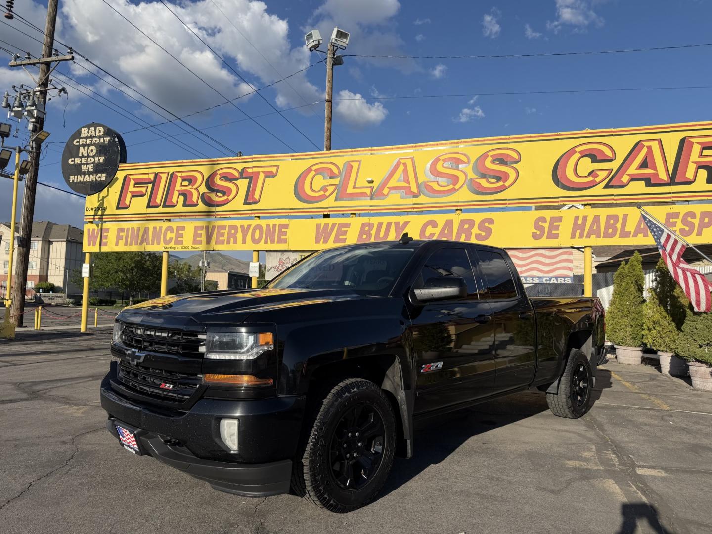 2017 Black /Black Chevrolet Silverado 1500 Z71 LT Double Cab 4WD (1GCVKREC2HZ) with an 5.3L V8 OHV 16V engine, 6A transmission, located at 801 South State Street, Salt Lake City, UT, 84111, (801) 328-0098, 40.751953, -111.888206 - Seats up to 6 People! Folding Armrest! Clean Title! Clean Carfax! Carfax shows no accidents and only 2 previous owners. This truck was a new car dealer trade-in and has been regularly serviced and maintained. Absolutely immaculate 2017 Chevrolet Silverado 1500 LT with the highly desirable Z71 Packag - Photo#1