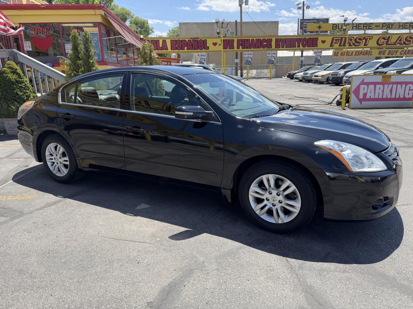 2012 Black /Black Nissan Altima 2.5 S (1N4AL2AP0CN) with an 2.5L L4 DOHC 16V engine, Automatic transmission, located at 801 South State Street, Salt Lake City, UT, 84111, (801) 328-0098, 40.751953, -111.888206 - Clean Title! Clean Carfax! Carfax shows only 2 previous owners and regular service was performed and maintained. Nice reliable and fuel efficient 2012 Nissan Altima 2.5 S Automatic with a comfortable ride and great features! Perfect commuter car, first car, or affordable daily driver with a smooth a - Photo#4