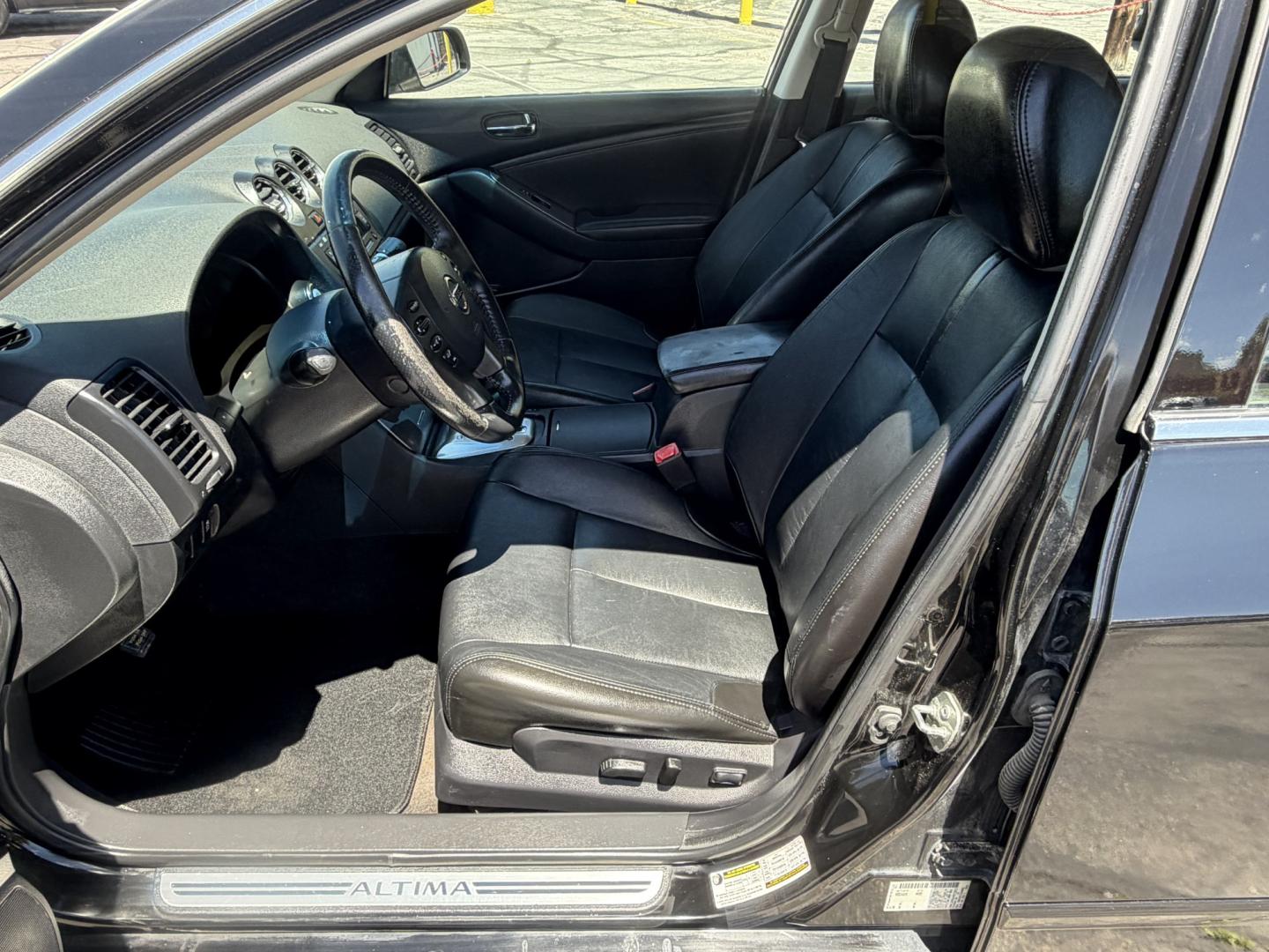 2012 Black /Black Nissan Altima 2.5 S (1N4AL2AP0CN) with an 2.5L L4 DOHC 16V engine, Automatic transmission, located at 801 South State Street, Salt Lake City, UT, 84111, (801) 328-0098, 40.751953, -111.888206 - Clean Title! Clean Carfax! Carfax shows only 2 previous owners and regular service was performed and maintained. Nice reliable and fuel efficient 2012 Nissan Altima 2.5 S Automatic with a comfortable ride and great features! Perfect commuter car, first car, or affordable daily driver with a smooth a - Photo#13