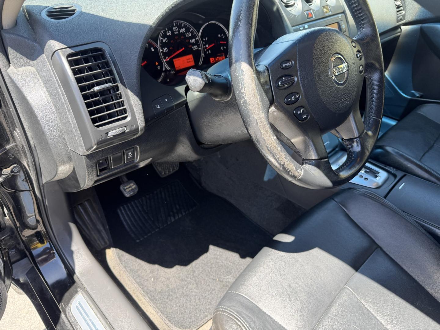 2012 Black /Black Nissan Altima 2.5 S (1N4AL2AP0CN) with an 2.5L L4 DOHC 16V engine, Automatic transmission, located at 801 South State Street, Salt Lake City, UT, 84111, (801) 328-0098, 40.751953, -111.888206 - Clean Title! Clean Carfax! Carfax shows only 2 previous owners and regular service was performed and maintained. Nice reliable and fuel efficient 2012 Nissan Altima 2.5 S Automatic with a comfortable ride and great features! Perfect commuter car, first car, or affordable daily driver with a smooth a - Photo#23