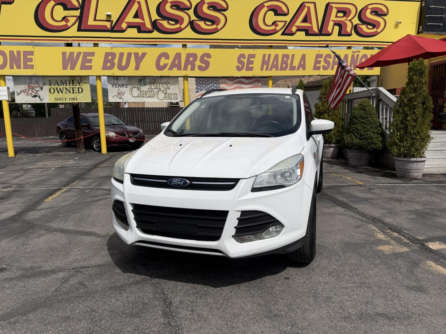 2015 Super White /Black Ford Escape SE 4WD (1FMCU9G93FU) with an 2.0L L4 DOHC 16V engine, 6-Speed Automatic transmission, located at 801 South State Street, Salt Lake City, UT, 84111, (801) 328-0098, 40.751953, -111.888206 - Clean Title! Clean Carfax! Carfax shows no accidents and only 3 previous owners. Nice dependable and fuel efficient 2015 Ford Escape SE 4x4 with the powerful turbo charged engine! Great SUV for commuting, road trips, family driving, or winter weather with plenty of cargo space and comfortable seatin - Photo#1