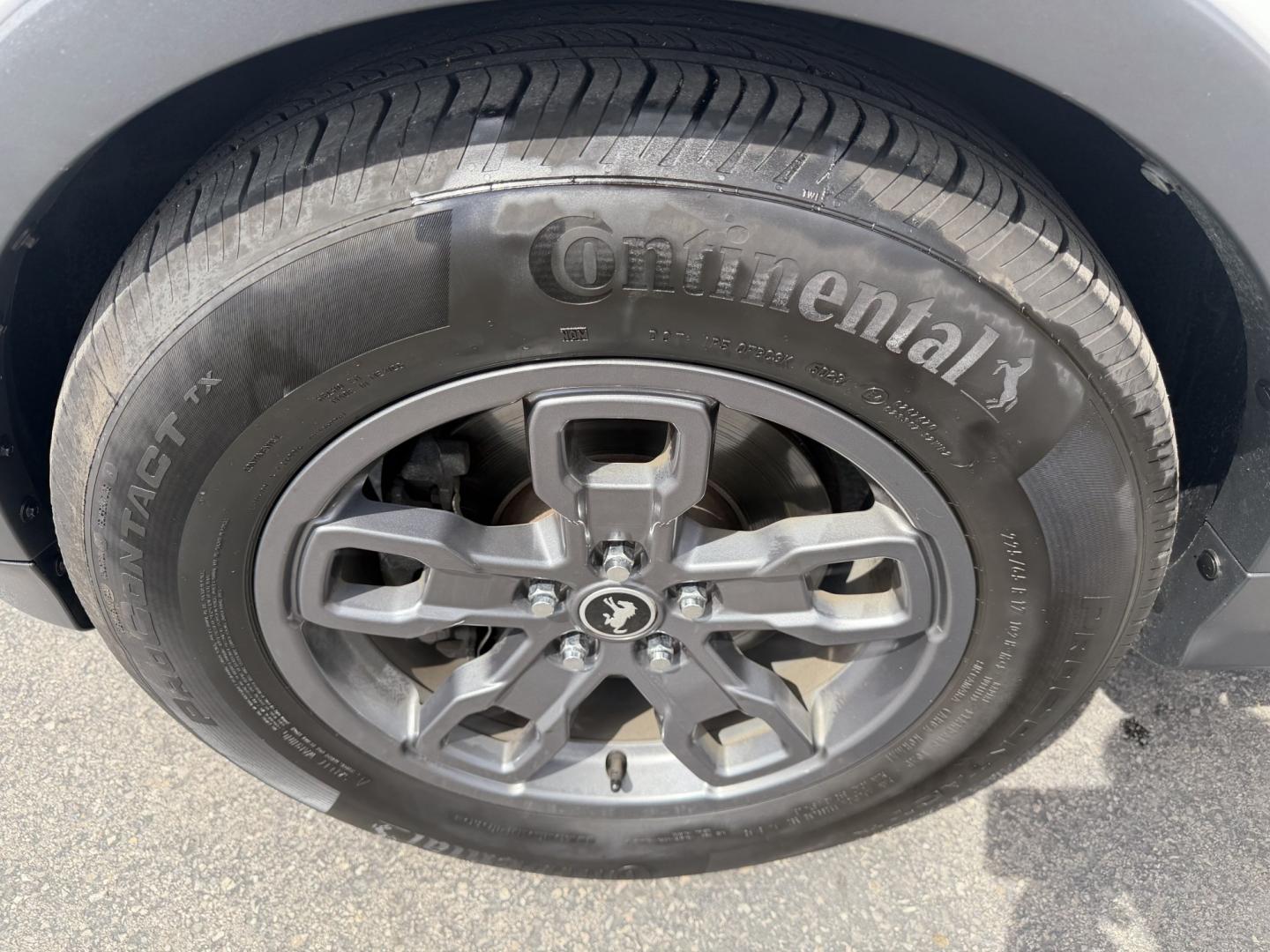 2015 Super White /Black Ford Escape SE 4WD (1FMCU9G93FU) with an 2.0L L4 DOHC 16V engine, 6-Speed Automatic transmission, located at 801 South State Street, Salt Lake City, UT, 84111, (801) 328-0098, 40.751953, -111.888206 - Clean Title! Clean Carfax! Carfax shows no accidents and only 3 previous owners. Nice dependable and fuel efficient 2015 Ford Escape SE 4x4 with the powerful turbo charged engine! Great SUV for commuting, road trips, family driving, or winter weather with plenty of cargo space and comfortable seatin - Photo#12