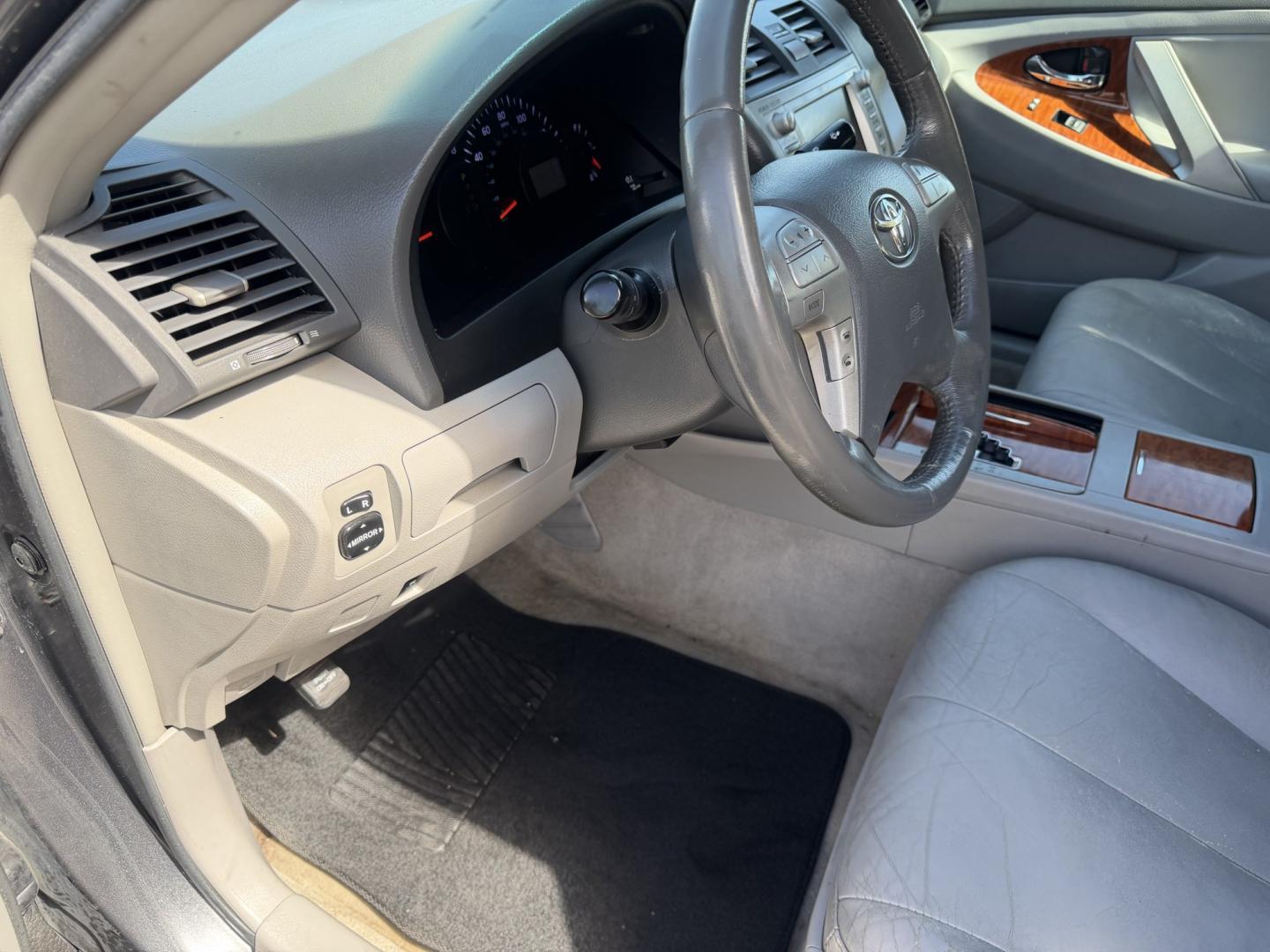 2011 Platinum Gray Metallic /Gray Toyota Camry LE V6 6-Spd AT (4T1BK3EK6BU) with an 3.5L V6 DOHC 24V engine, 6-Speed Automatic transmission, located at 801 South State Street, Salt Lake City, UT, 84111, (801) 328-0098, 40.751953, -111.888206 - Looking for a reliable, comfortable, and fuel-efficient sedan? This 2011 Toyota Camry is an excellent choice! Known for its legendary Toyota dependability, smooth ride, and low cost of ownership, the Camry remains one of the most sought-after sedans on the road today. This Camry comes loaded with p - Photo#19