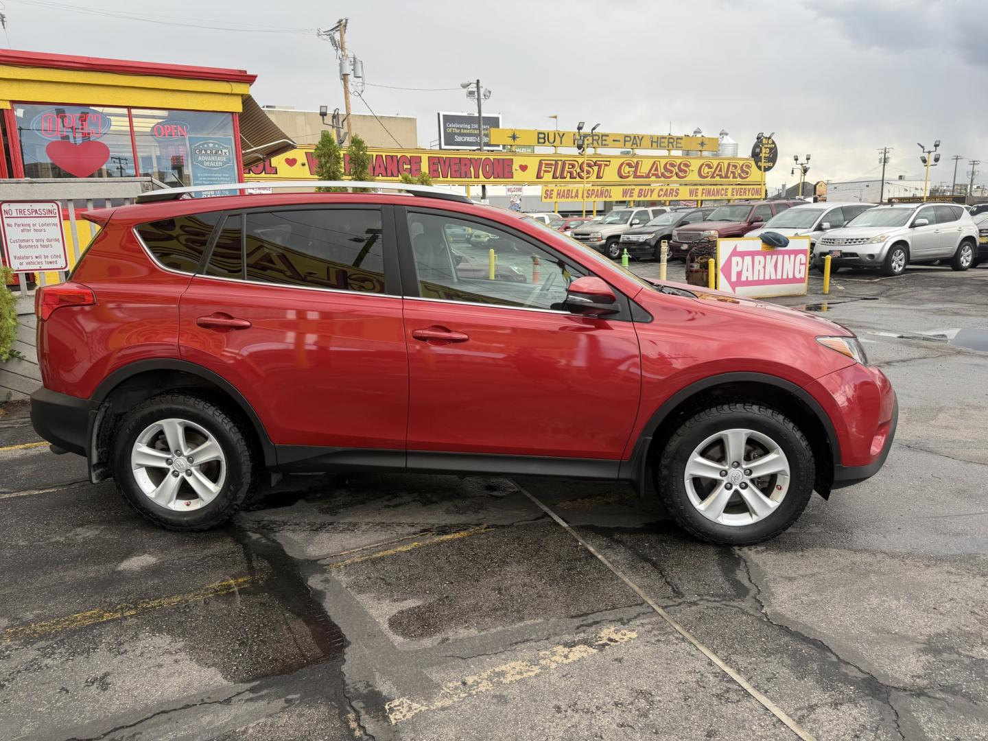 2013 Flame Red /BLACK Toyota RAV4 XLE AWD (2T3RFREV9DW) with an 2.5L L4 DOHC 16V engine, 6A transmission, located at 801 South State Street, Salt Lake City, UT, 84111, (801) 328-0098, 40.751953, -111.888206 - Clean title! Immaculate condition inside and out! Carfax shows no accidents this suv has been meticulously maintained and cared for and had regular oil changes and service performed over 35 service records reported to Carfax that show regular maintenance. Approved for up to a 5 year warranty that co- Photo#5