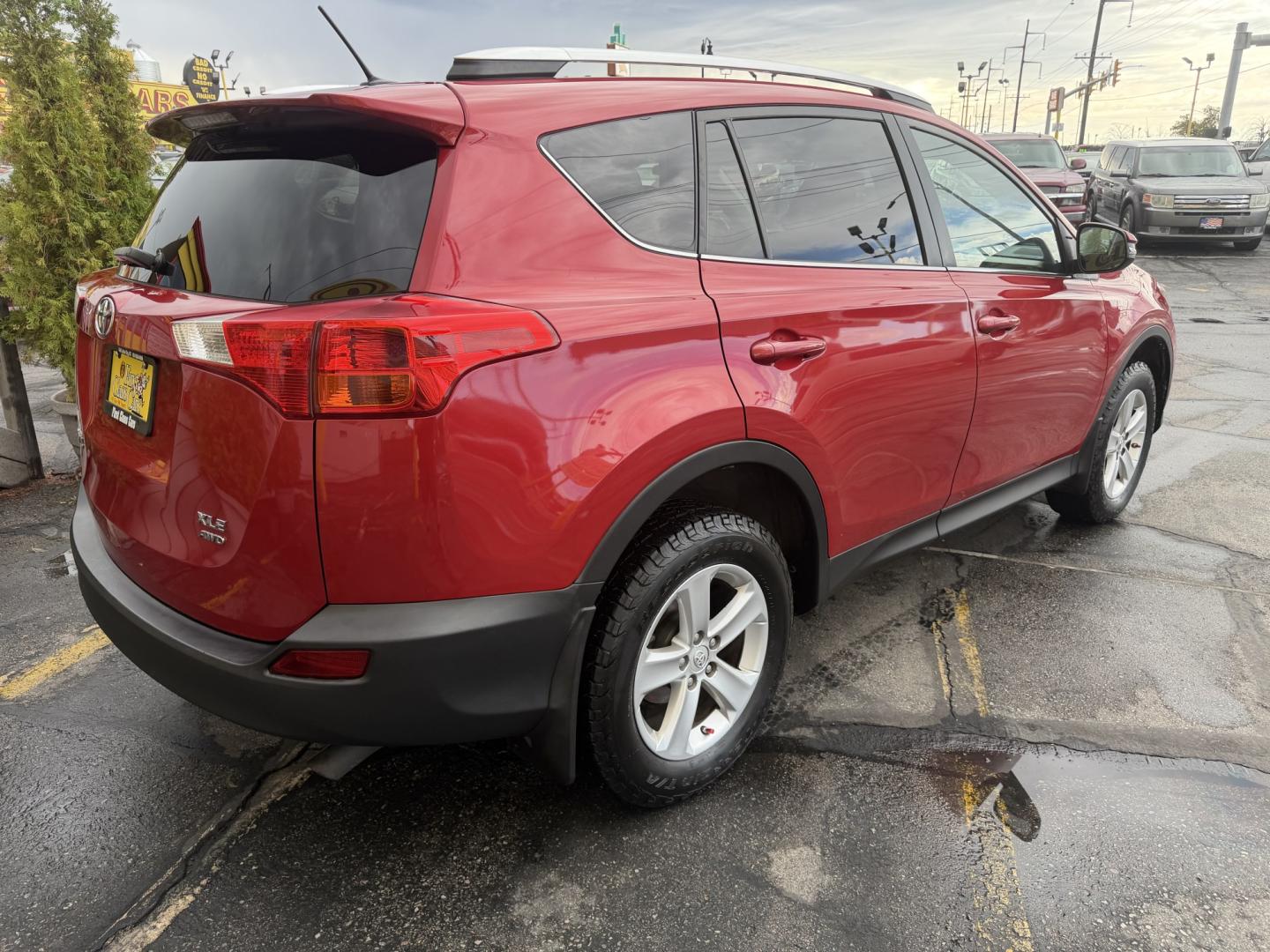 2013 Flame Red /BLACK Toyota RAV4 XLE AWD (2T3RFREV9DW) with an 2.5L L4 DOHC 16V engine, 6A transmission, located at 801 South State Street, Salt Lake City, UT, 84111, (801) 328-0098, 40.751953, -111.888206 - Clean title! Immaculate condition inside and out! Carfax shows no accidents this suv has been meticulously maintained and cared for and had regular oil changes and service performed over 35 service records reported to Carfax that show regular maintenance. Approved for up to a 5 year warranty that co- Photo#6