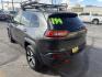 2016 Mineral Gray Metallic /Black Jeep Cherokee Trailhawk 4WD (1C4PJMBS6GW) with an 3.2L V6 DOHC 24V engine, 9A transmission, located at 801 South State Street, Salt Lake City, UT, 84111, (801) 328-0098, 40.751953, -111.888206 - Clean title no accidents on Carfax report! Perfect Jeep for winter great reliability and very good in the snow and 4x4 conditions! Includes the Trail Hawk package, roof rack and much more! Approved for up to a 5 year warranty that can be added at time of sale!!! Features: Automatic Transmission, 3.- Photo#8