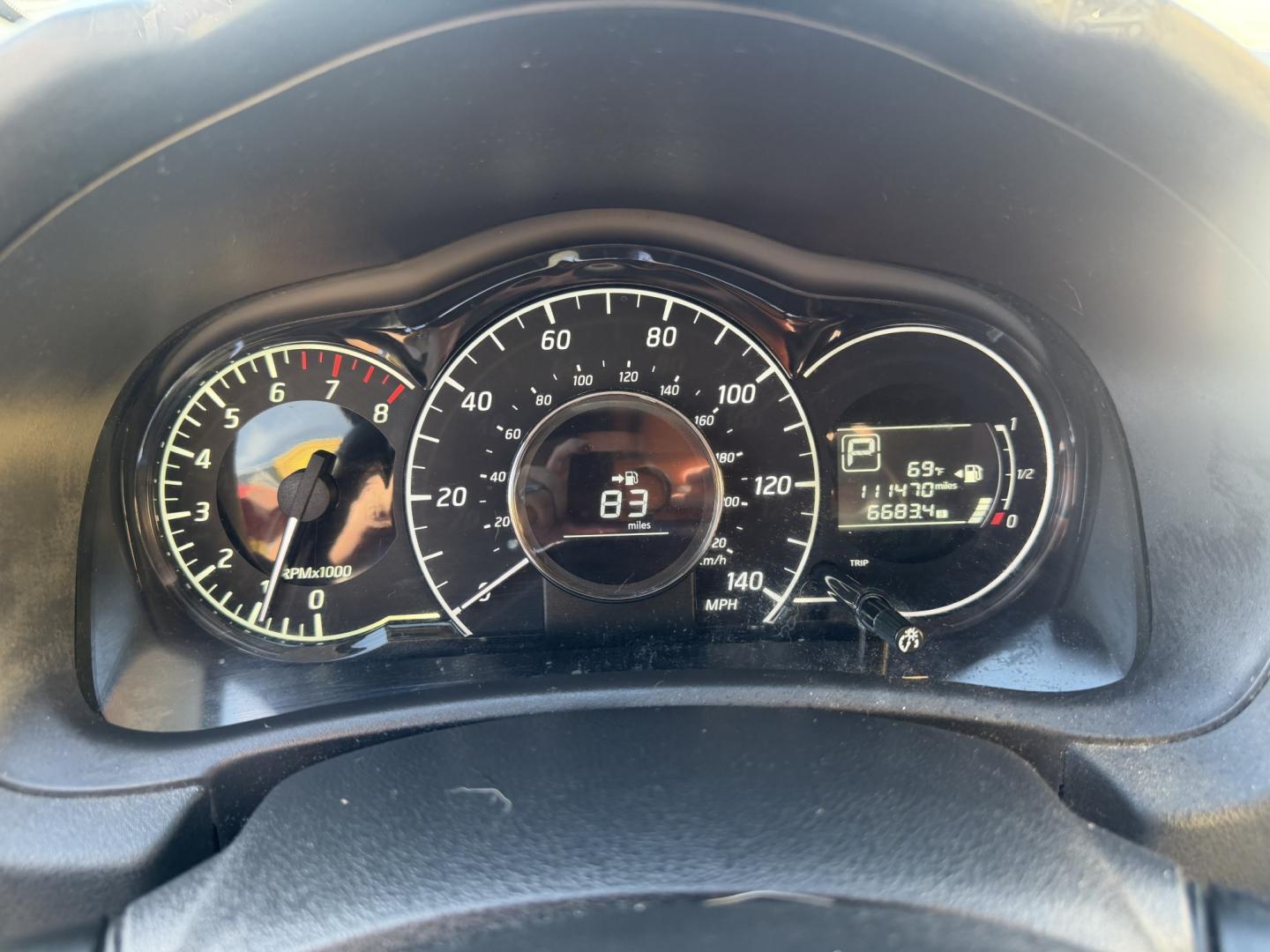 2016 Super White II /Black Nissan Versa Note S (3N1CE2CP4GL) with an 1.6L L4 DOHC 16V engine, 5M transmission, located at 801 South State Street, Salt Lake City, UT, 84111, (801) 328-0098, 40.751953, -111.888206 - Clean title! Low Miles! Great gas saver 35 MPG!!! Approved for up to a 5 year warranty that can be purchased at time of sale! Passed all mechanical inspections. Clean Carfax report only 2 previous owners on Carfax! Features: ABS Brakes, Air Conditioning, AM/FM Stereo, Automatic Transmission, Auxili- Photo#17