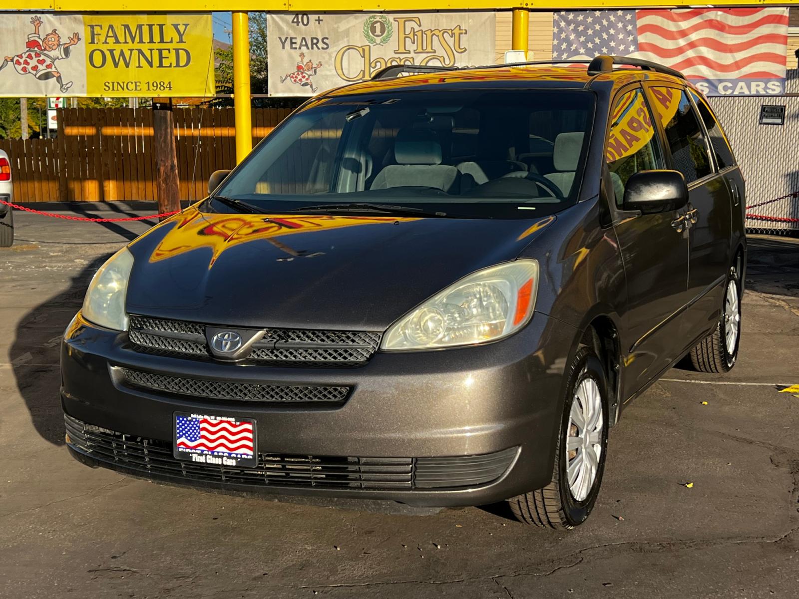 2004 Phantom Gray Pearl /Gray Cloth Toyota Sienna LE (5TDZA23C54S) with an 3.3L V6 engine, Automatic transmission, located at 801 South State Street, Salt Lake City, UT, 84111, (801) 328-0098, 40.751953, -111.888206 - Life is crazy. Now is the time to buy! All of our prices are just dollars above our cost. These prices will change as soon as life isn't so crazy. So please call or come in. We are here to save you a lot of money! Our service department is OPEN DAILY to help with any of your service needs. P - Photo #3