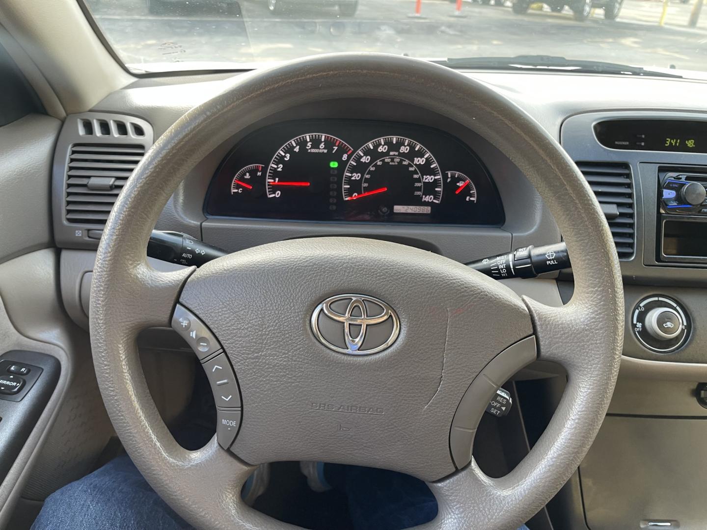 2005 Super White II /Gray Cloth Toyota Camry LE (4T1BE32K55U) with an 2.4L I4 engine, Automatic transmission, located at 801 South State Street, Salt Lake City, UT, 84111, (801) 328-0098, 40.751953, -111.888206 - Life is crazy. Now is the time to buy! All of our prices are just dollars above our cost. These prices will change as soon as life isn't so crazy. So please call or come in. We are here to save you a lot of money! Our service department is OPEN DAILY to help with any of your service needs. Please ca- Photo#15