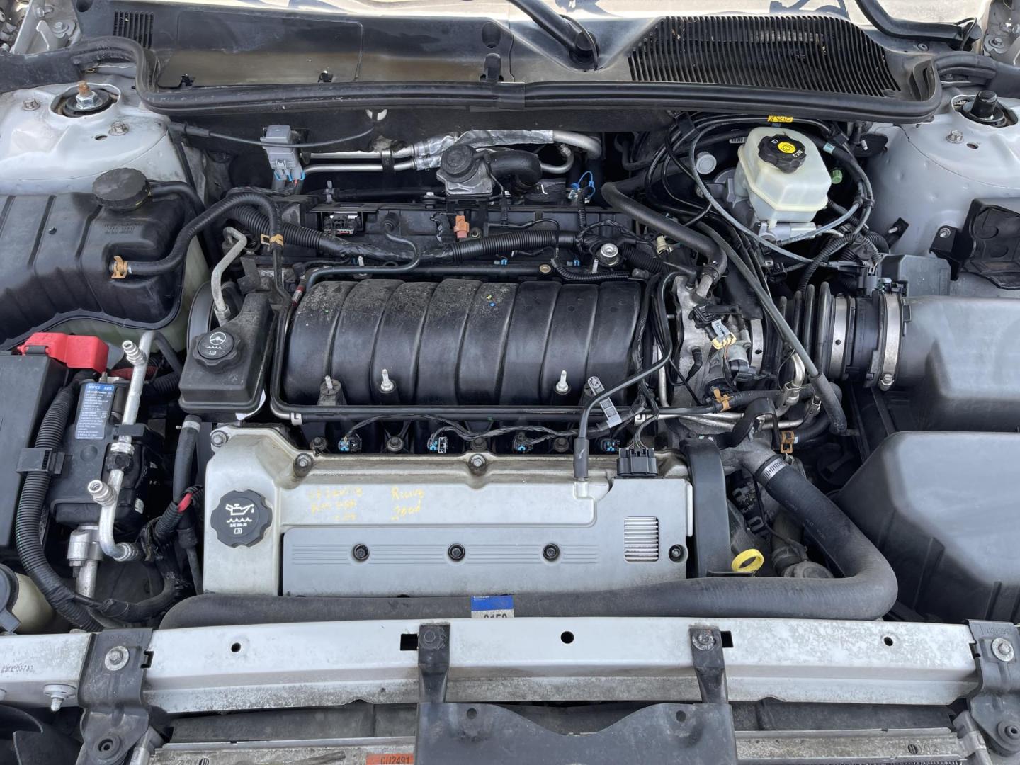 2003 Galaxy Silver Metallic /Gray Leather Cadillac Deville (1G6KD54Y13U) with an 4.6L V8 engine, Automatic transmission, located at 801 South State Street, Salt Lake City, UT, 84111, (801) 328-0098, 40.751953, -111.888206 - Clean Title!! Extra clean!! Immaculate condition!! Free Carfax!! Must see!! Warranty available!! Free Carfax!!! Vehicle Features: Alloy Wheels, AM-FM Radio, CD Player, Cruise Control, Leather Interior, Power Locks, Power Mirrors, Power Seats, Power Steering, Power Windows, Rear Window Defroster - Photo#15