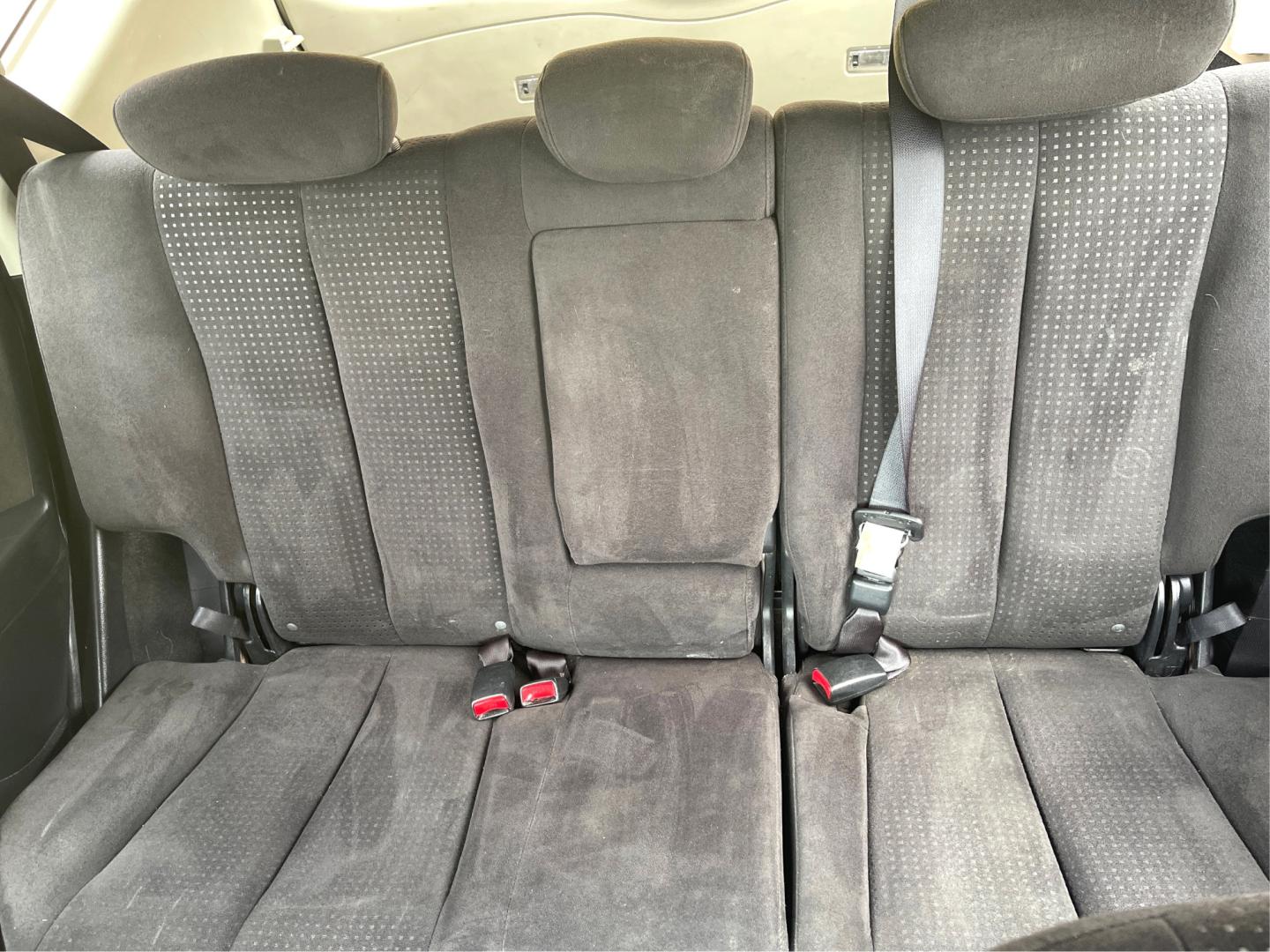 2007 Liquid Platinum Metallic /Gray Cloth Nissan Murano S AWD (JN8AZ08W17W) with an 3.5L V6 engine, Automatic transmission, located at 801 South State Street, Salt Lake City, UT, 84111, (801) 328-0098, 40.751953, -111.888206 - Life is crazy. Now is the time to buy! All of our prices are just dollars above our cost. These prices will change as soon as life isn't so crazy. So please call or come in. We are here to save you a lot of money! Our service department is OPEN DAILY to help with any of your service needs. Please ca - Photo#14