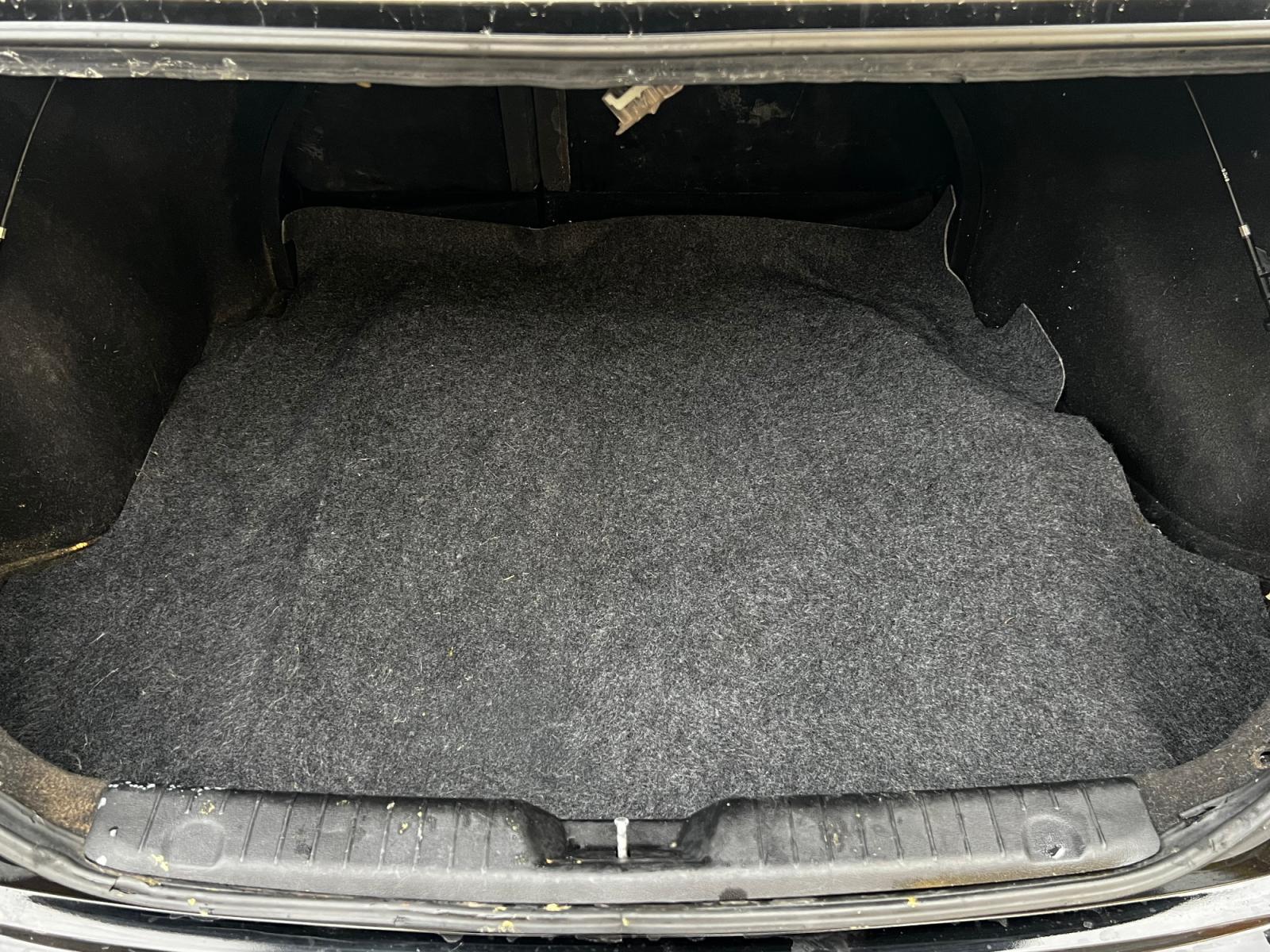 2007 Ebony Black /Gray Cloth Hyundai Elantra GLS (KMHDU46D87U) with an 2.0L I4 engine, Automatic transmission, located at 801 South State Street, Salt Lake City, UT, 84111, (801) 328-0098, 40.751953, -111.888206 - Life is crazy. Now is the time to buy! All of our prices are just dollars above our cost. These prices will change as soon as life isn't so crazy. So please call or come in. We are here to save you a lot of money! Our service department is OPEN DAILY to help with any of your service needs. P - Photo #22